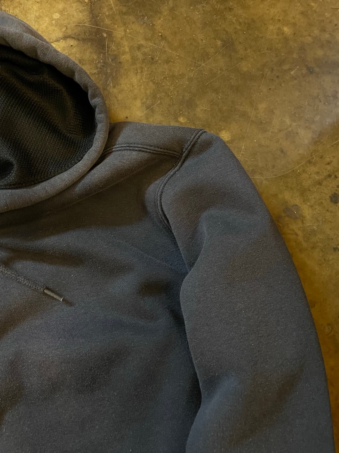 칼하트 써멀 후드 집업 블랙 상품이미지3