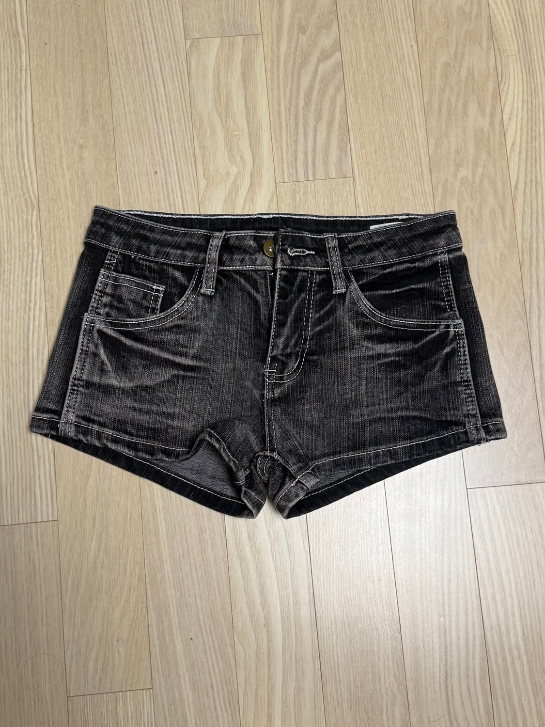 블랙업 반바지 상품이미지1
