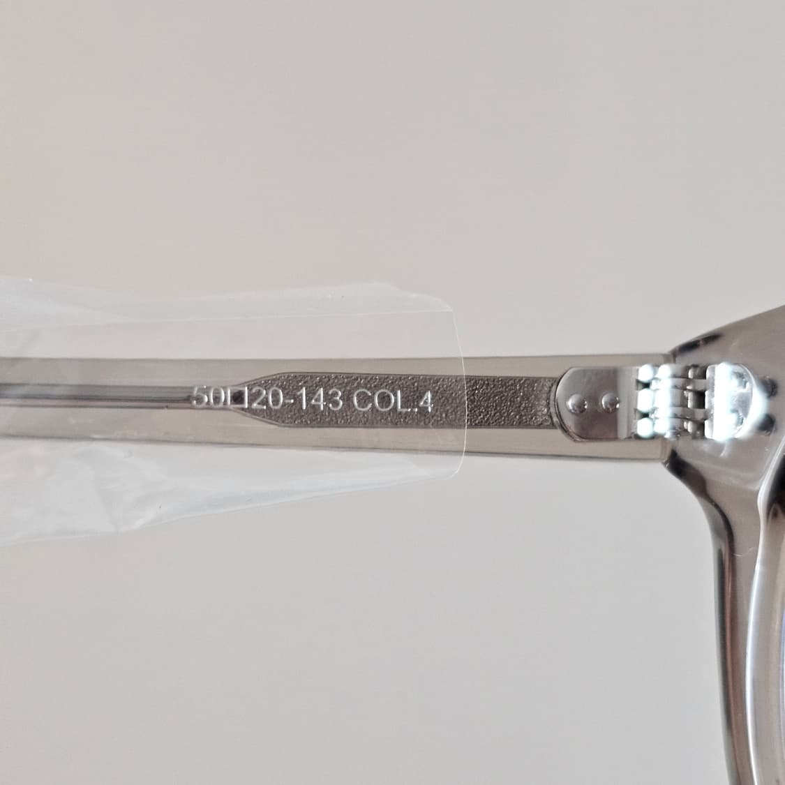 미시착 새제품) 애쉬컴팩트 세니세로 뿔테 안경테 웜그레이 반투명 틴트 상품이미지5