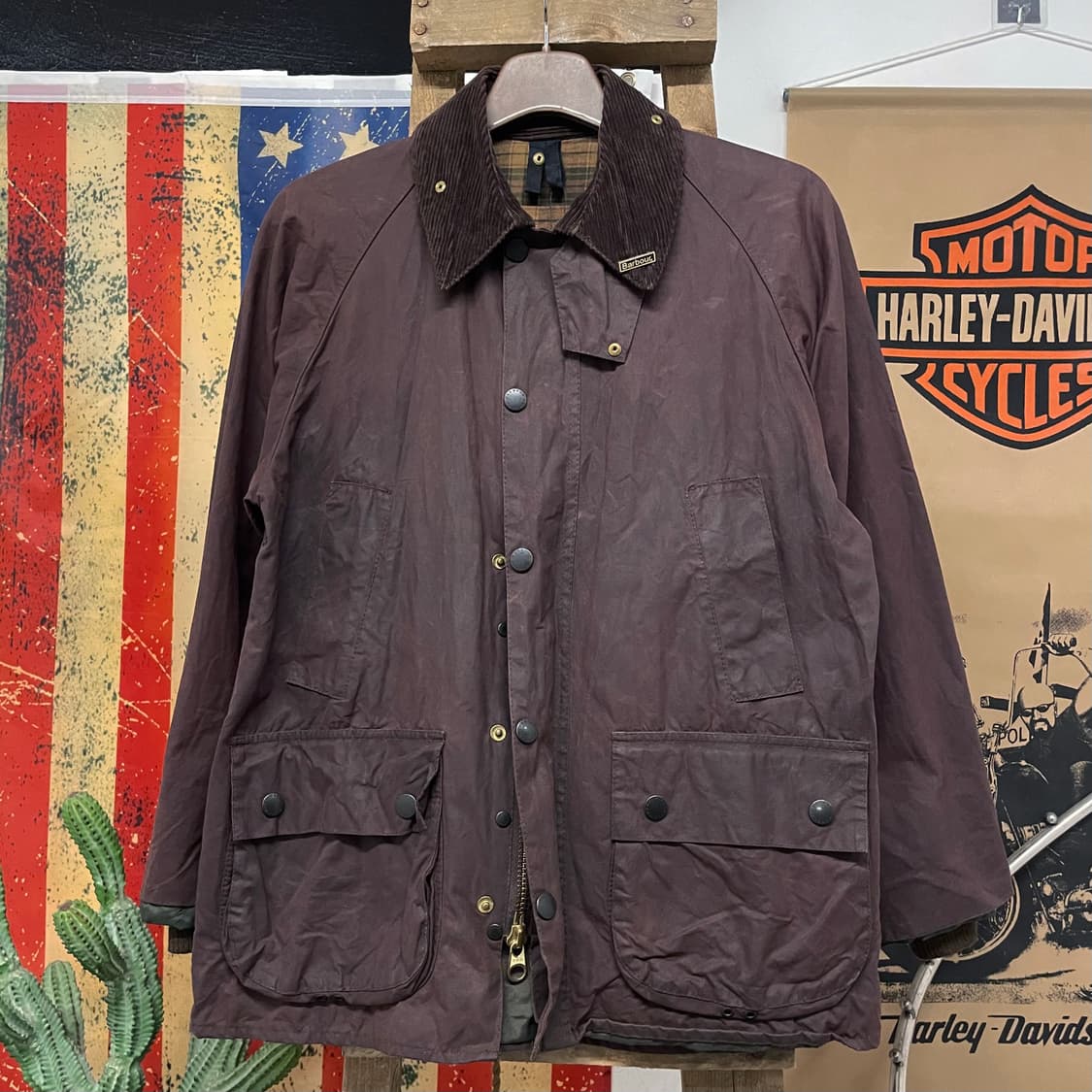 바버 비데일 왁스 자켓 인터네셔널 뷰포트 인터네셔널 상품이미지1