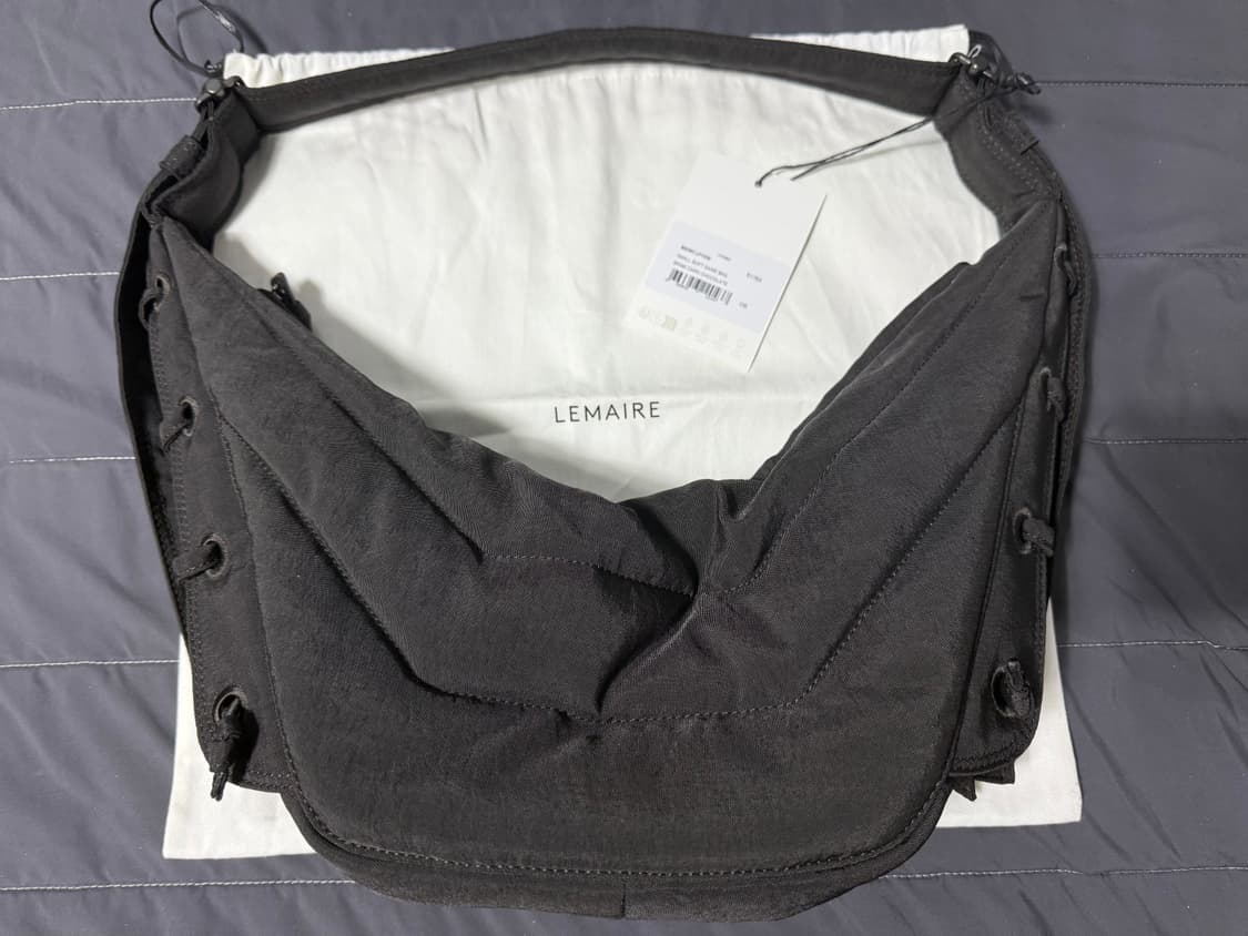 르메르 소프트게임백 스몰 다크초코 상품이미지1