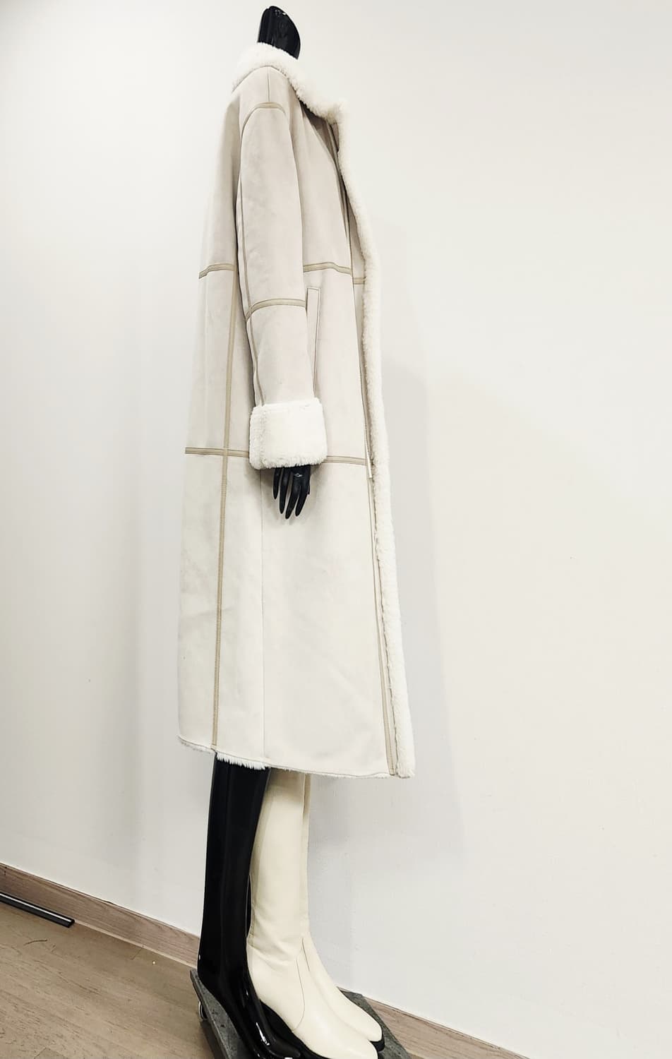 아이보리 롱무스탕코트 상품이미지3