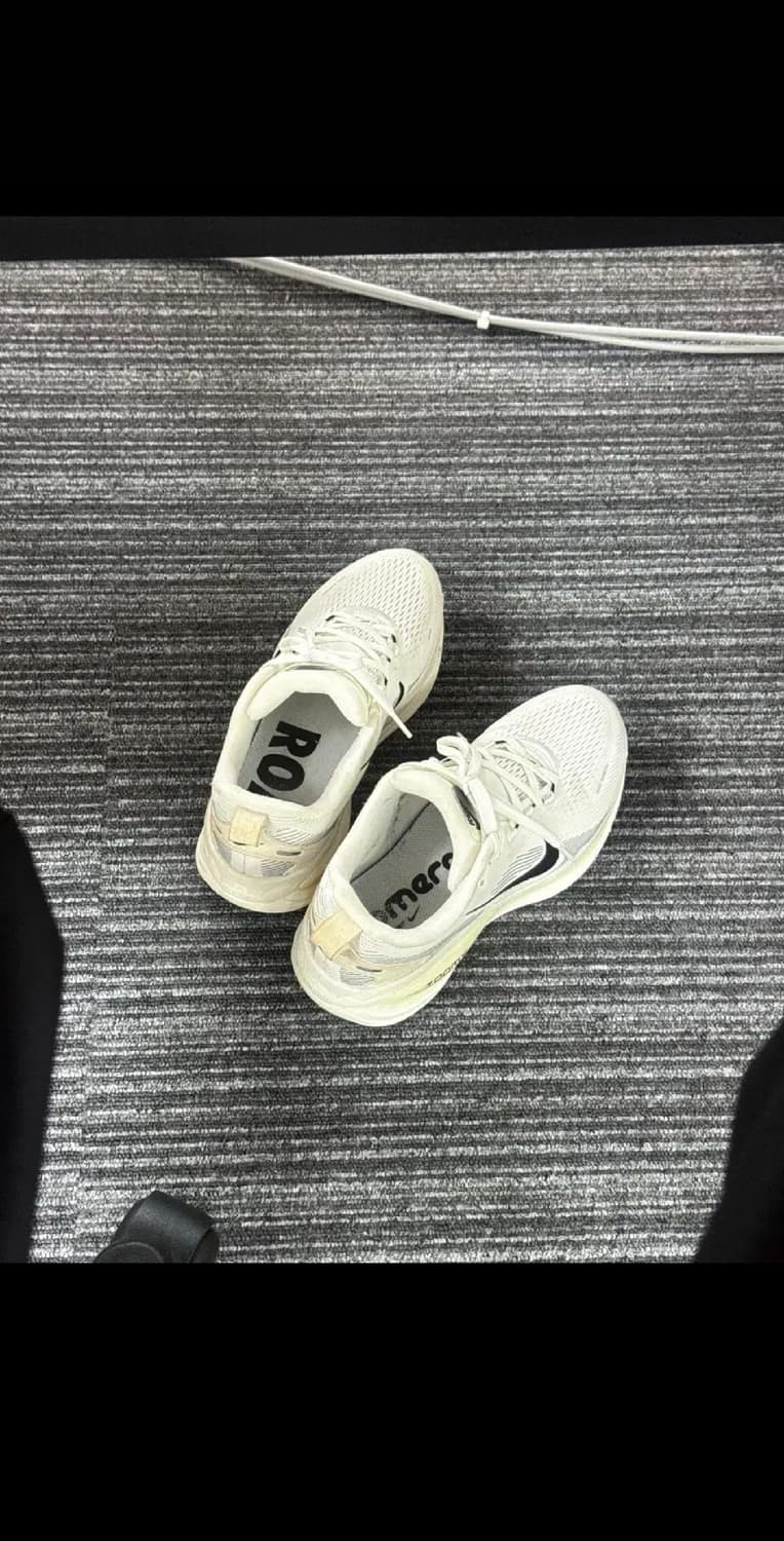 나이키 보메로 18 280 런닝화 상품이미지2