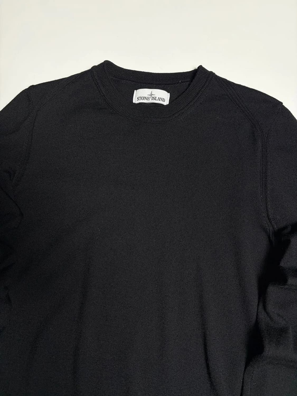스톤아일랜드 시그니처 와펜 로고 울 니트 R1298 상품이미지2