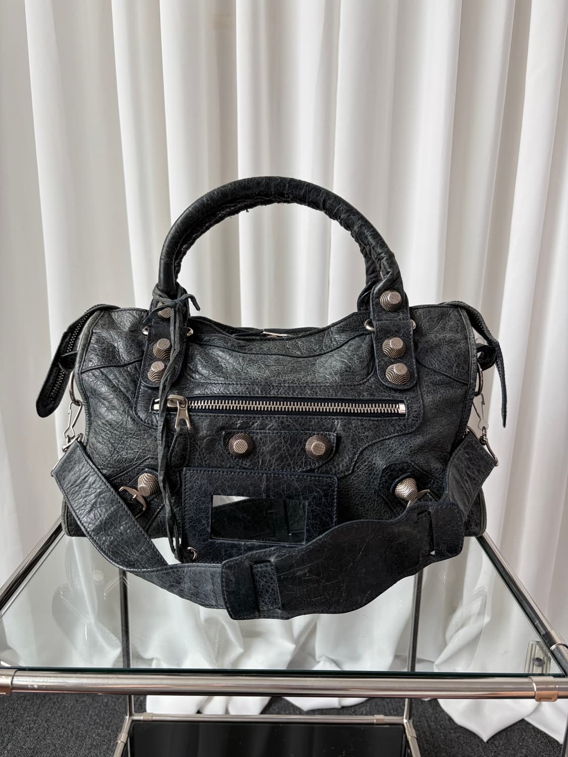 발렌시아가 시티 모터백 상품이미지2