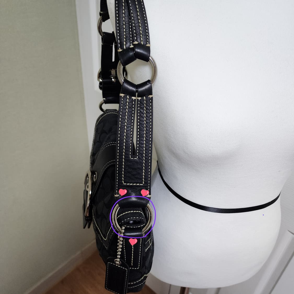 코치 버클 숄더백 상품이미지9