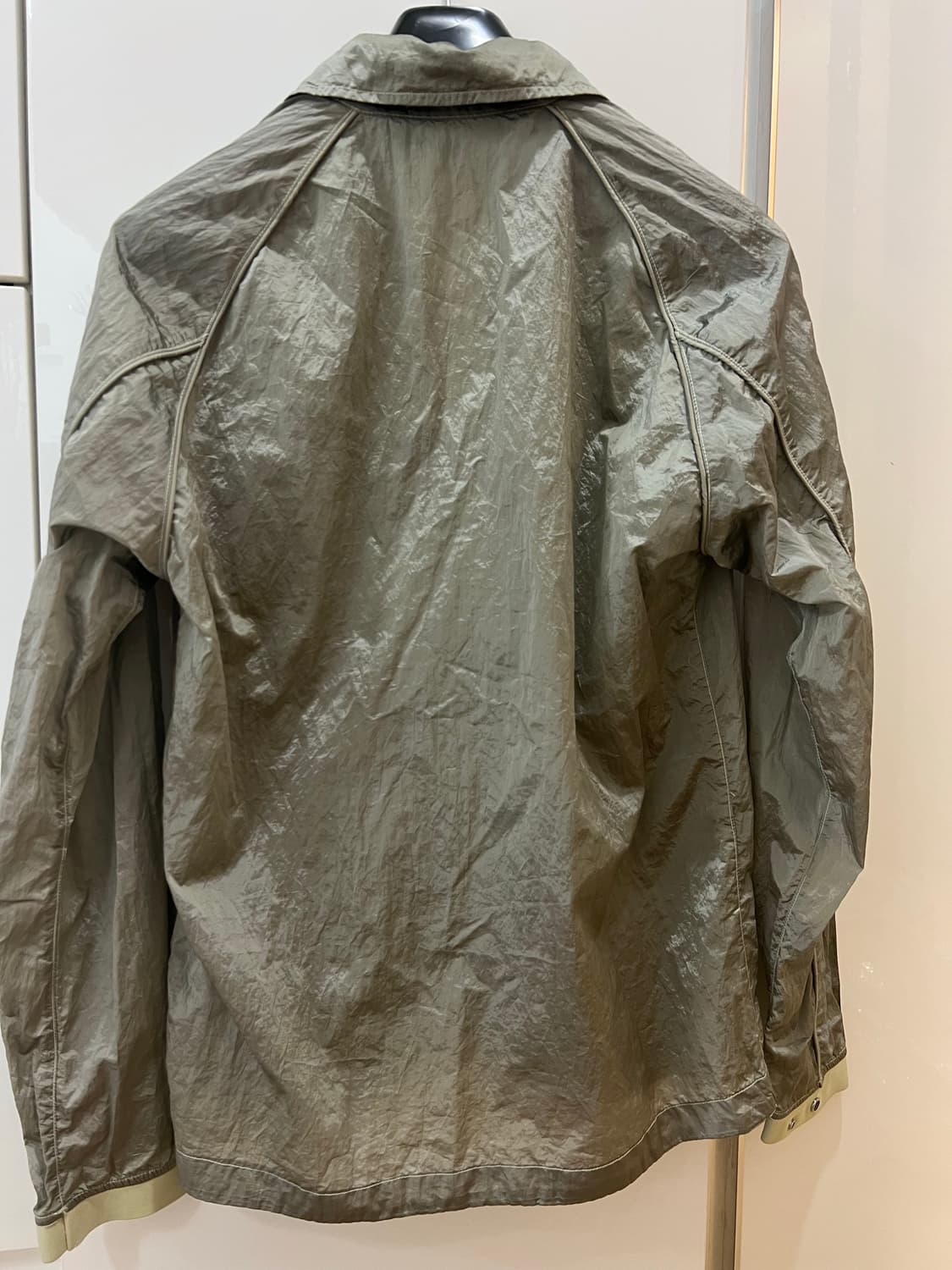 23fw 스톤아일랜드 나일론메탈그린자켓 (새상품급) 상품이미지2