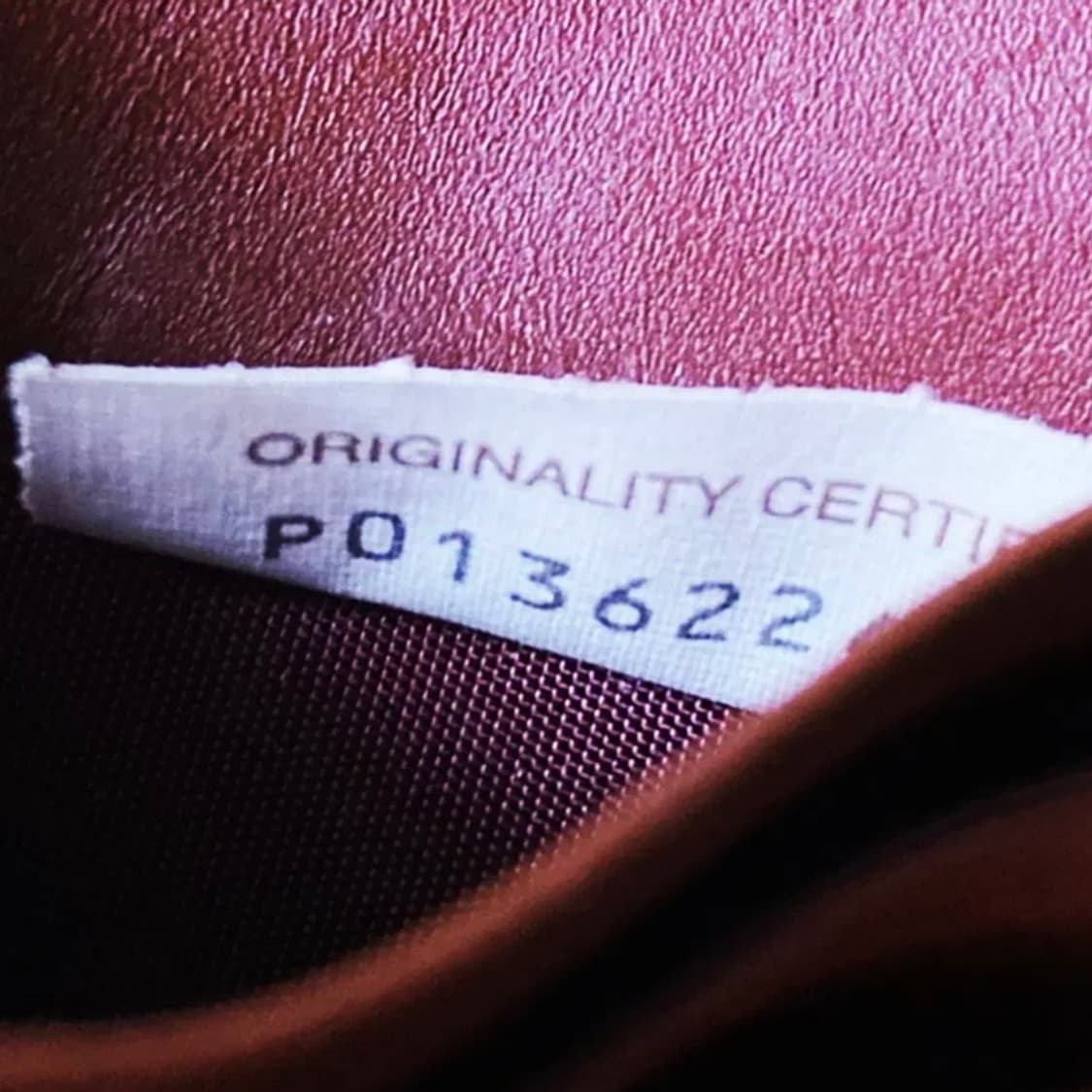 [정품] 보테가베네타 인트레치아토 버건디컬러 카프스킨 인홀더 카드지갑 상품이미지9