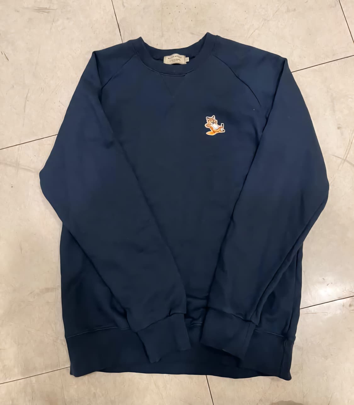 메종키츠네 네이비 맨투맨 L 상품이미지1