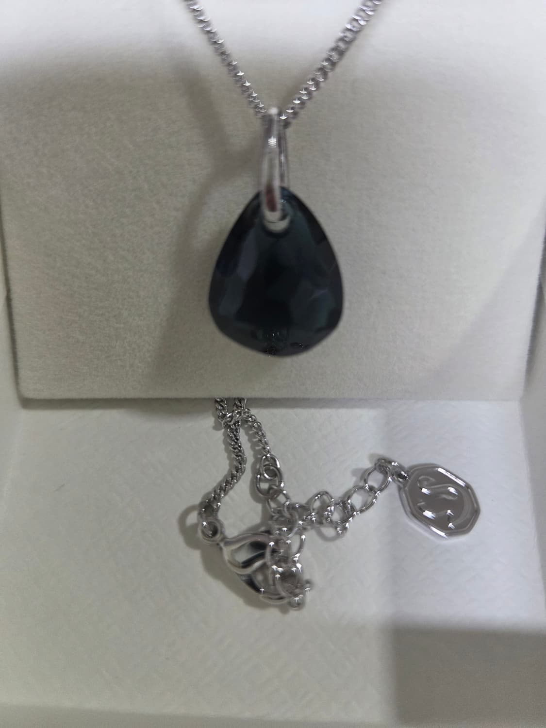 새제품)스와로브스키 블루 갈렛 목걸이 정품 상품이미지7