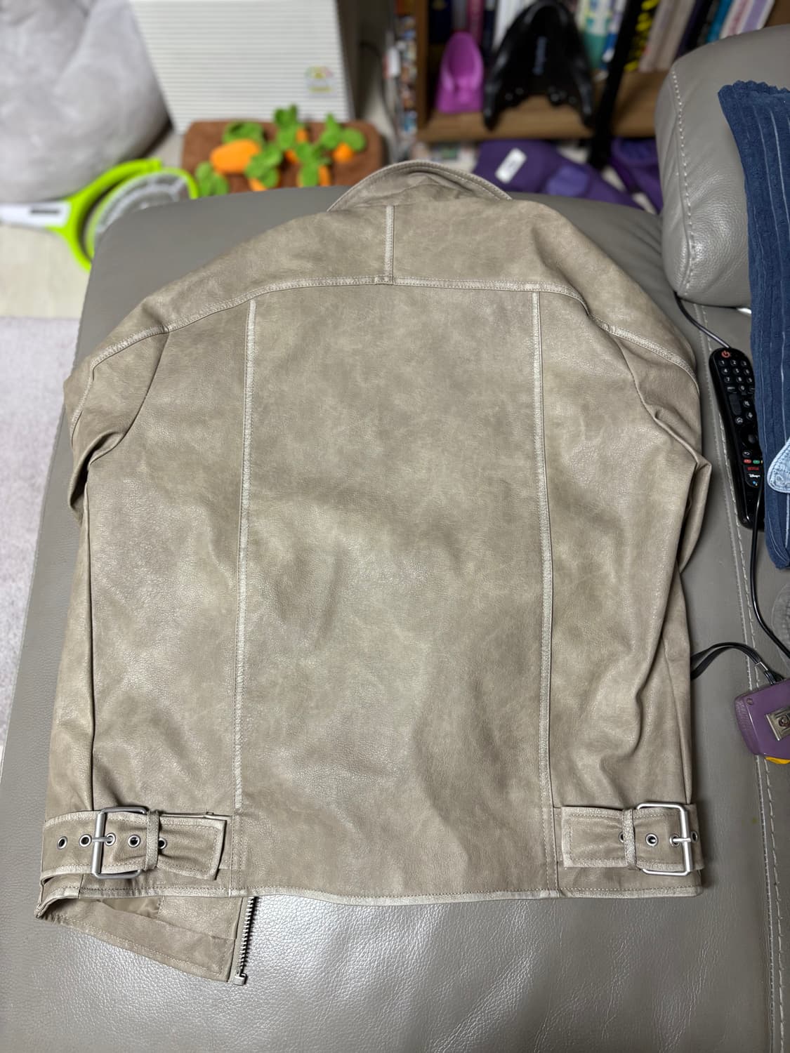 Zara 페이크 레더 쟈켓 상품이미지3