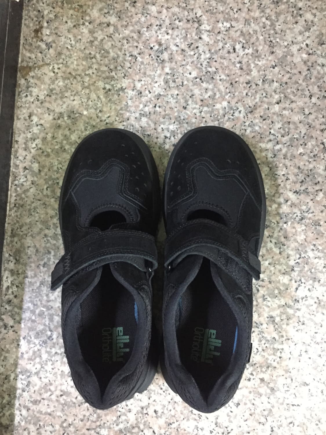 엘두 백야드 트리플 블랙 260 상품이미지1