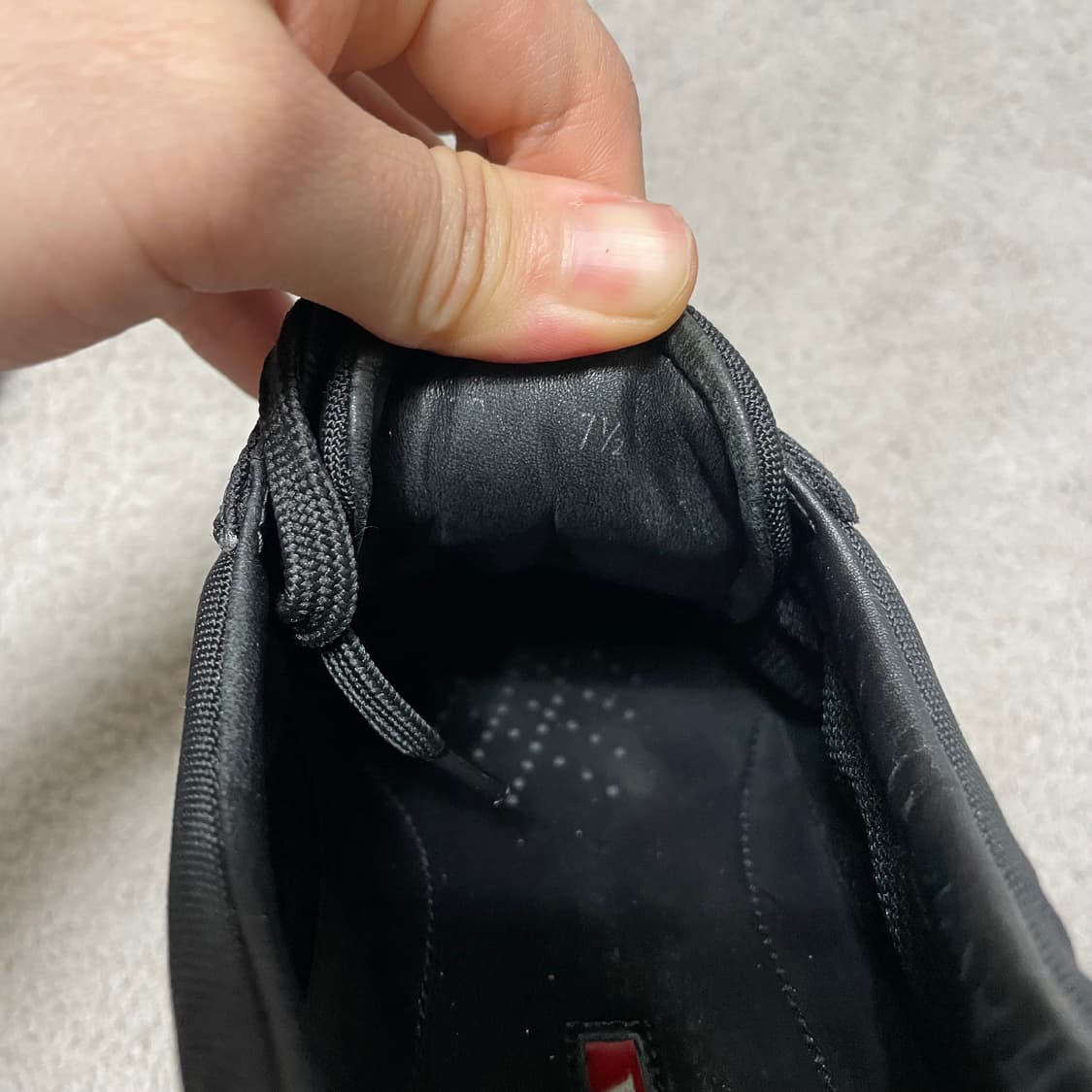 270) 프라다 스포츠 메탈 로고 스니커즈 상품이미지6