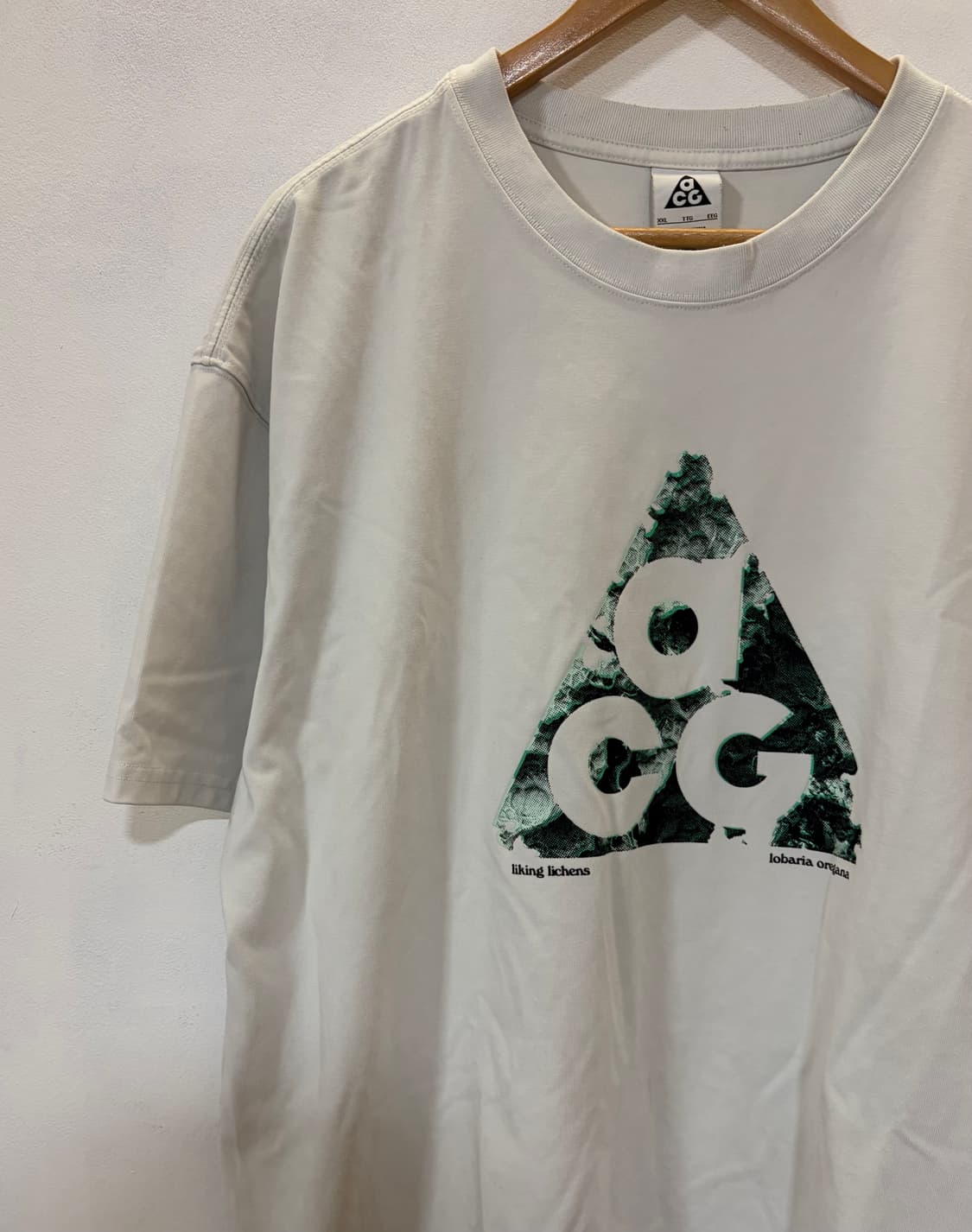 나이키 ACG 화이트 반팔 티셔츠 xxl 상품이미지2