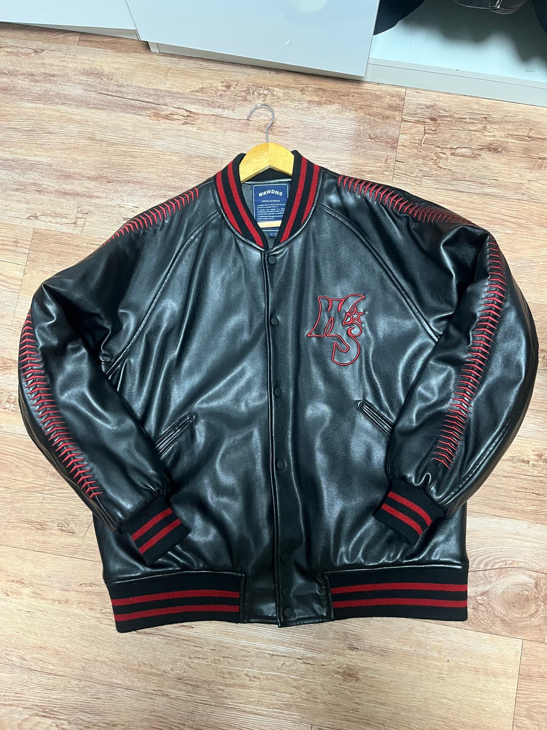 인조레더 바시티 자켓 상품이미지1