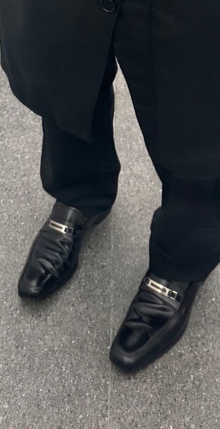 프라다 스퀘어토 스트랩 로퍼 275 상품이미지2