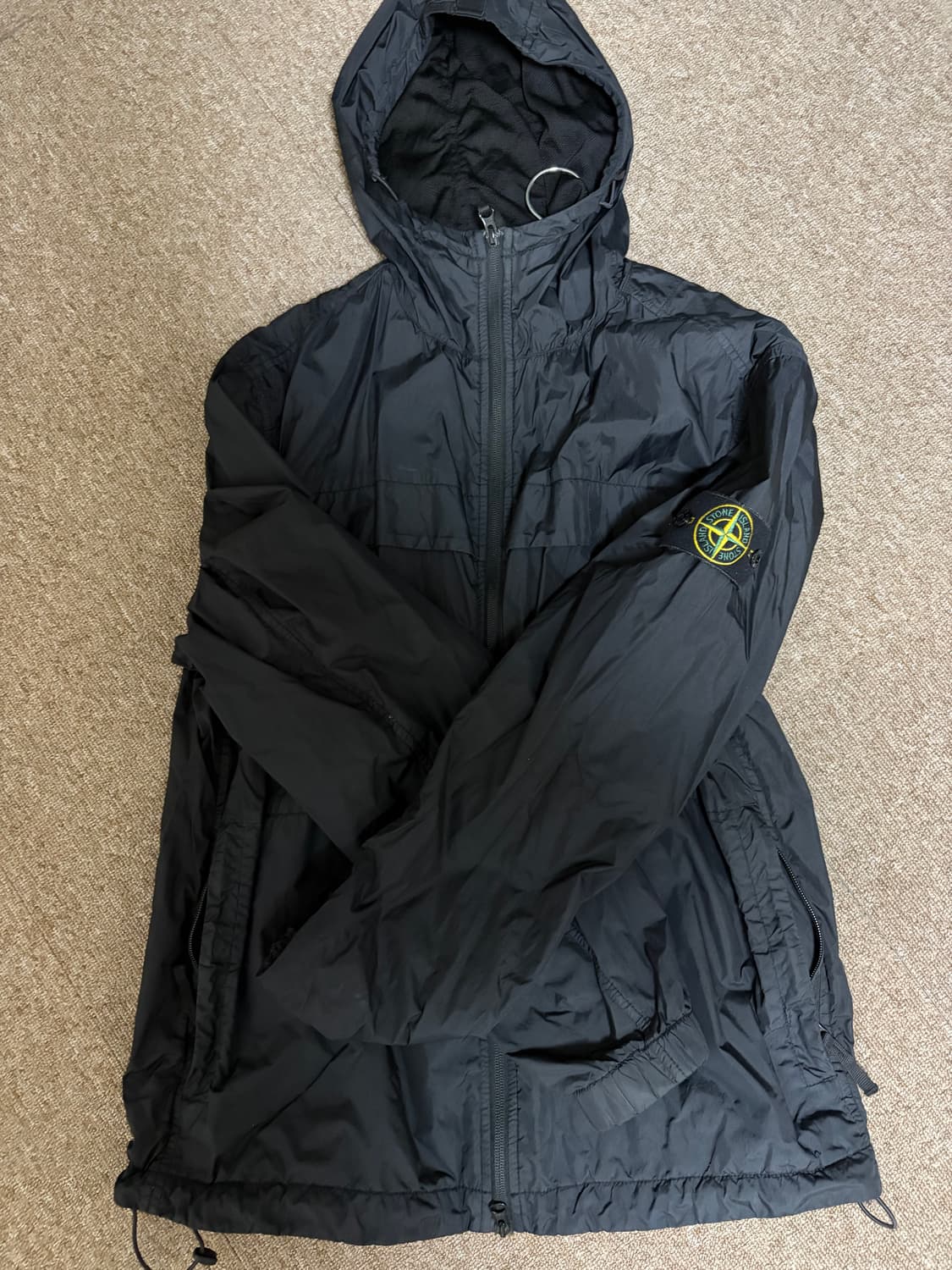 스톤아일랜드 크링클랩스 바람막이 24SS 상품이미지1