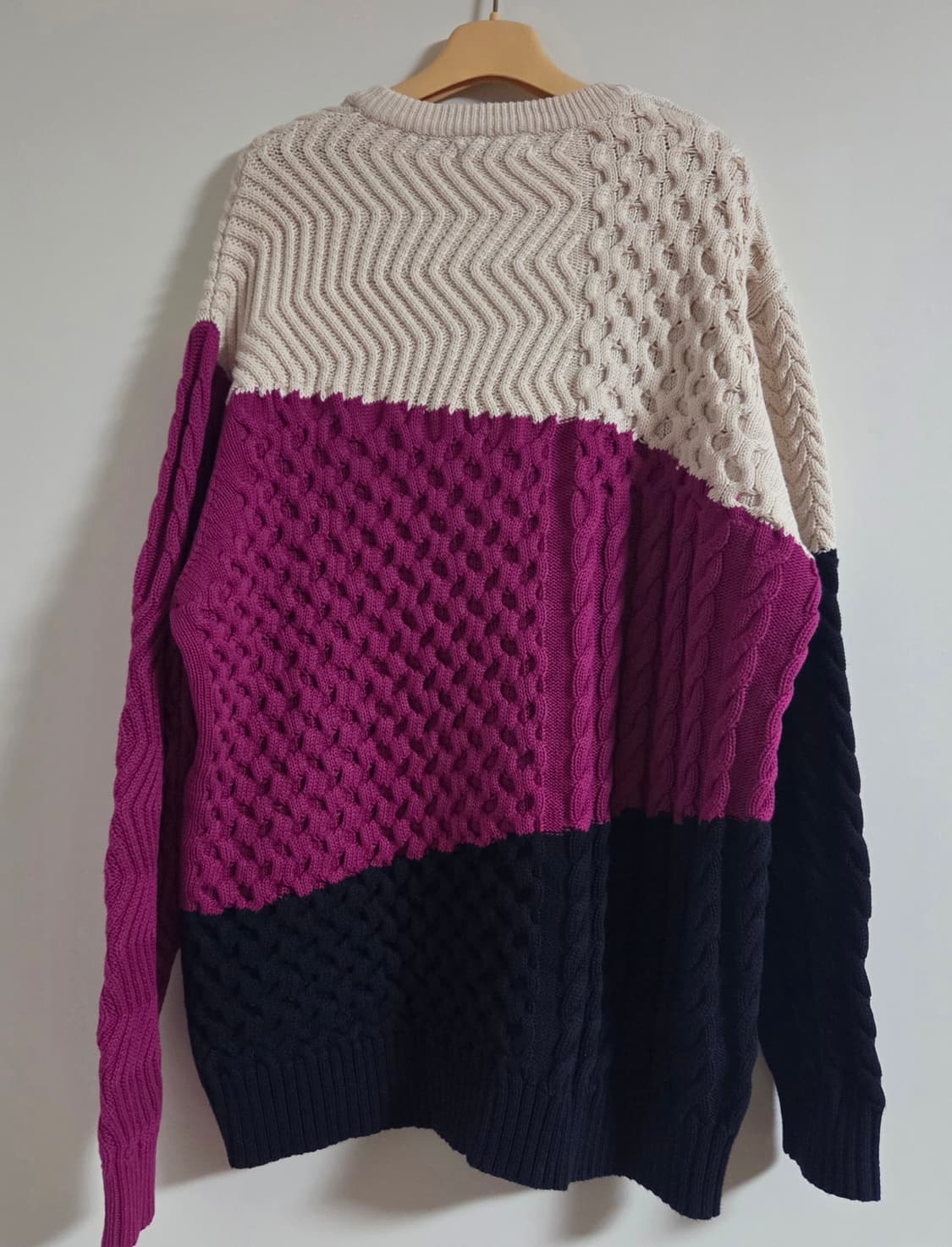 자라 컬러 배색 케이블 니트 스웨터 상품이미지3