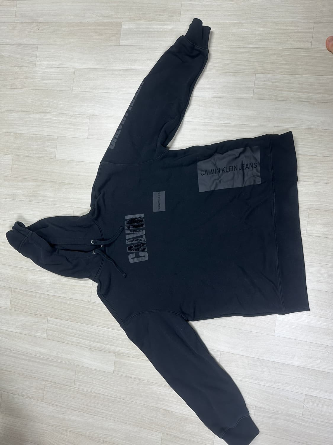 Calvin klein 검정 후드 상품이미지1