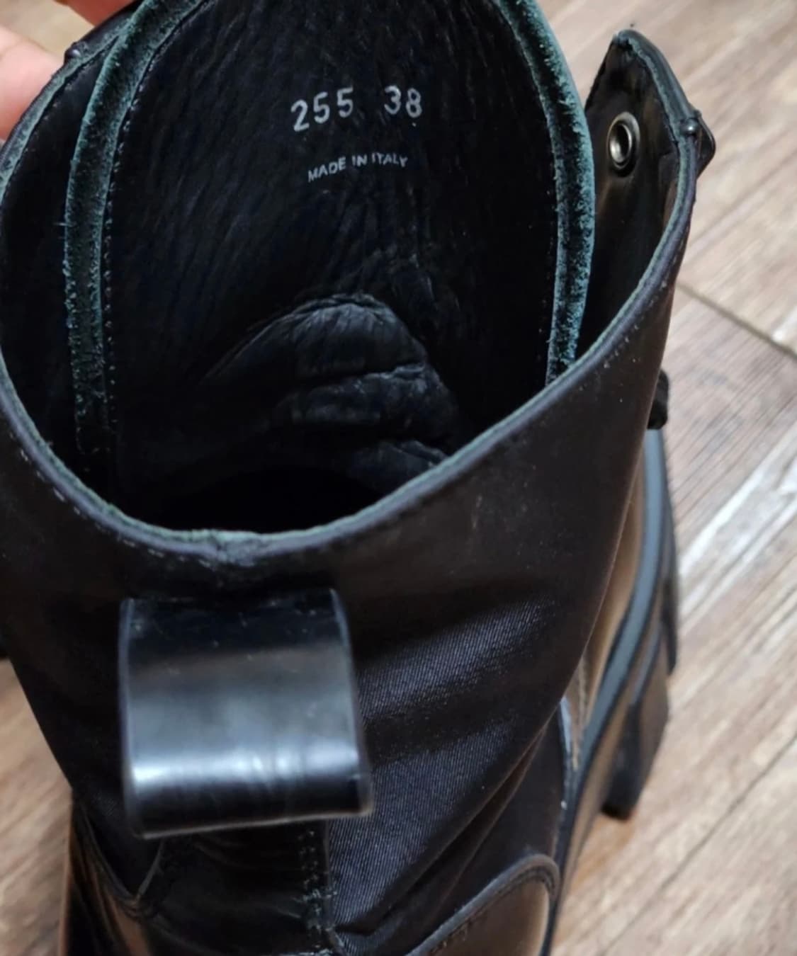 [프라다/모노리스] 데드스탁 앵클 레더 / 255 상품이미지4