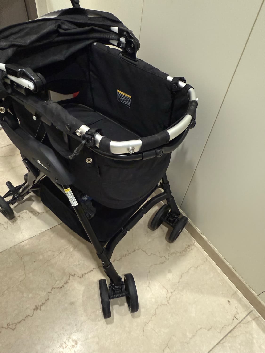 콤펫 미리미리 카시트 유모차 퓨어블랙 상품이미지9