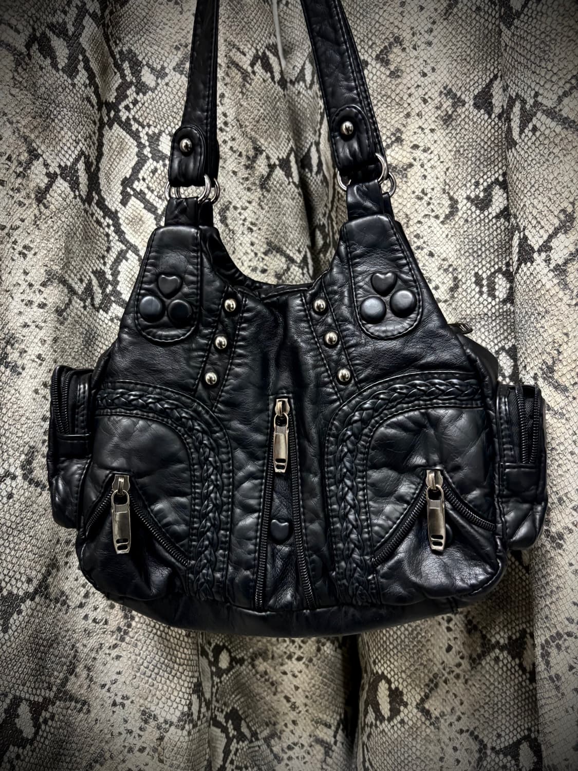 [BAG] 00‘s Rare Design Studded leather B 상품이미지4