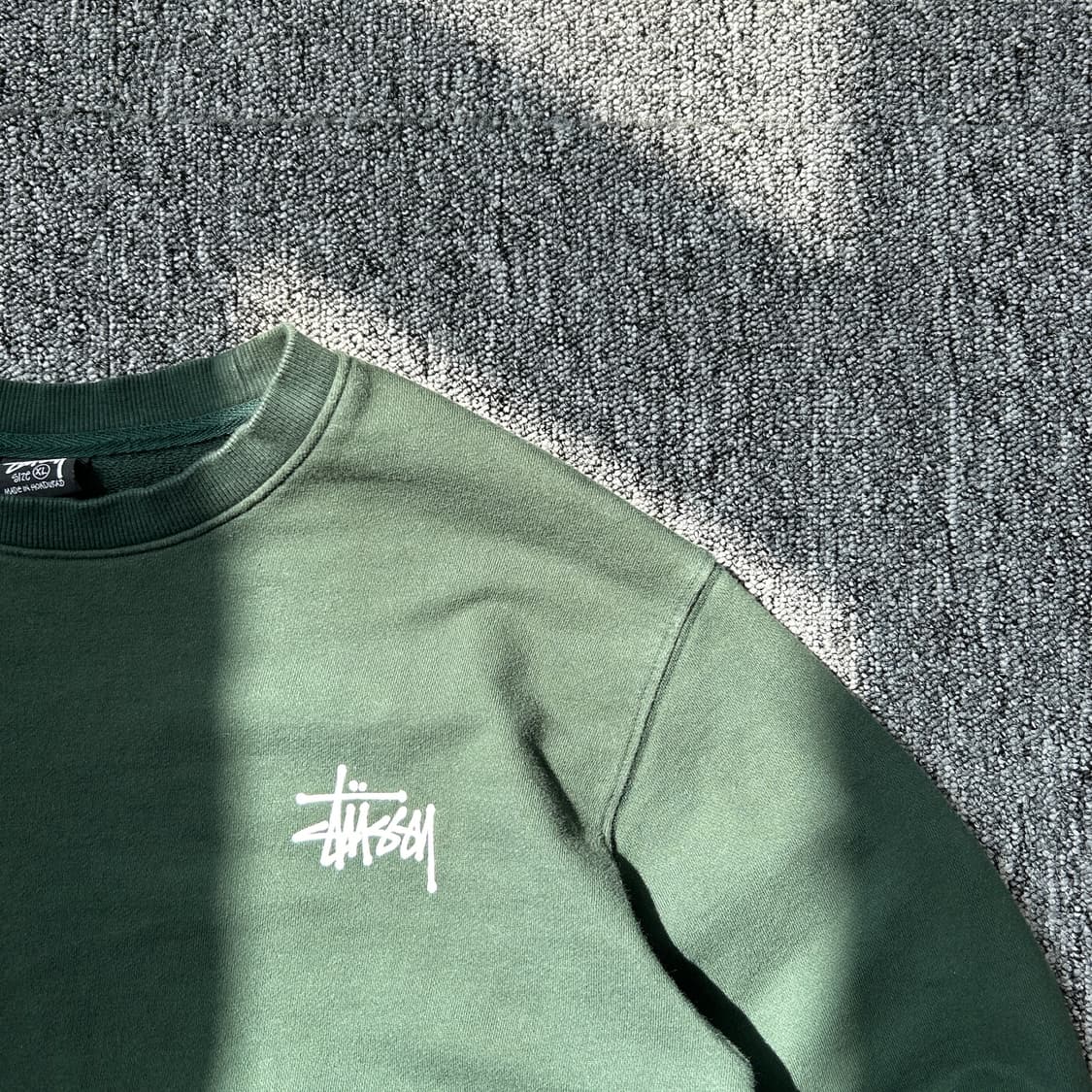 스투시 베이직 그린 맨투맨 상품이미지2