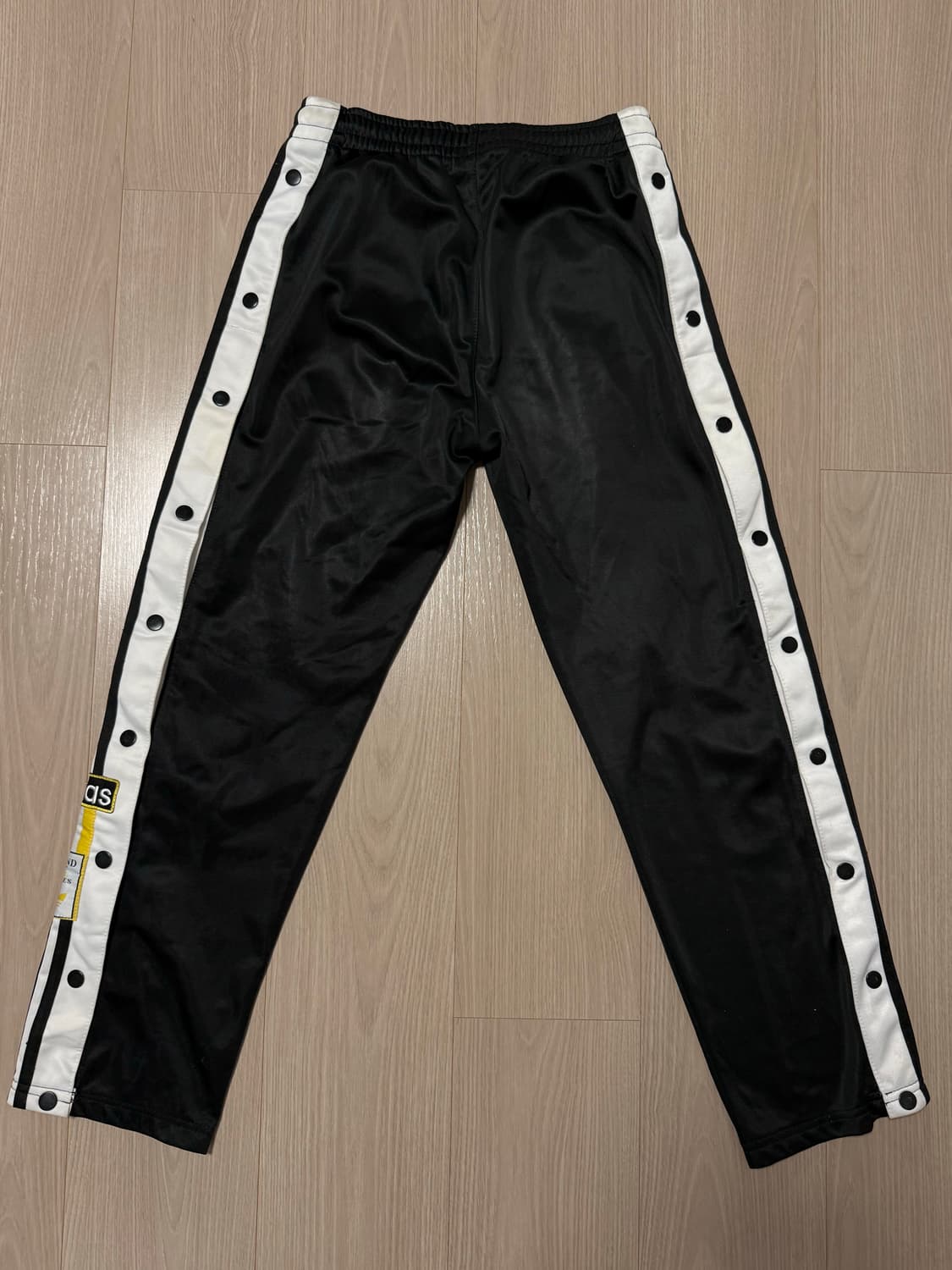 아디다스 바지 판매(원가 19만원 정도) 상품이미지1