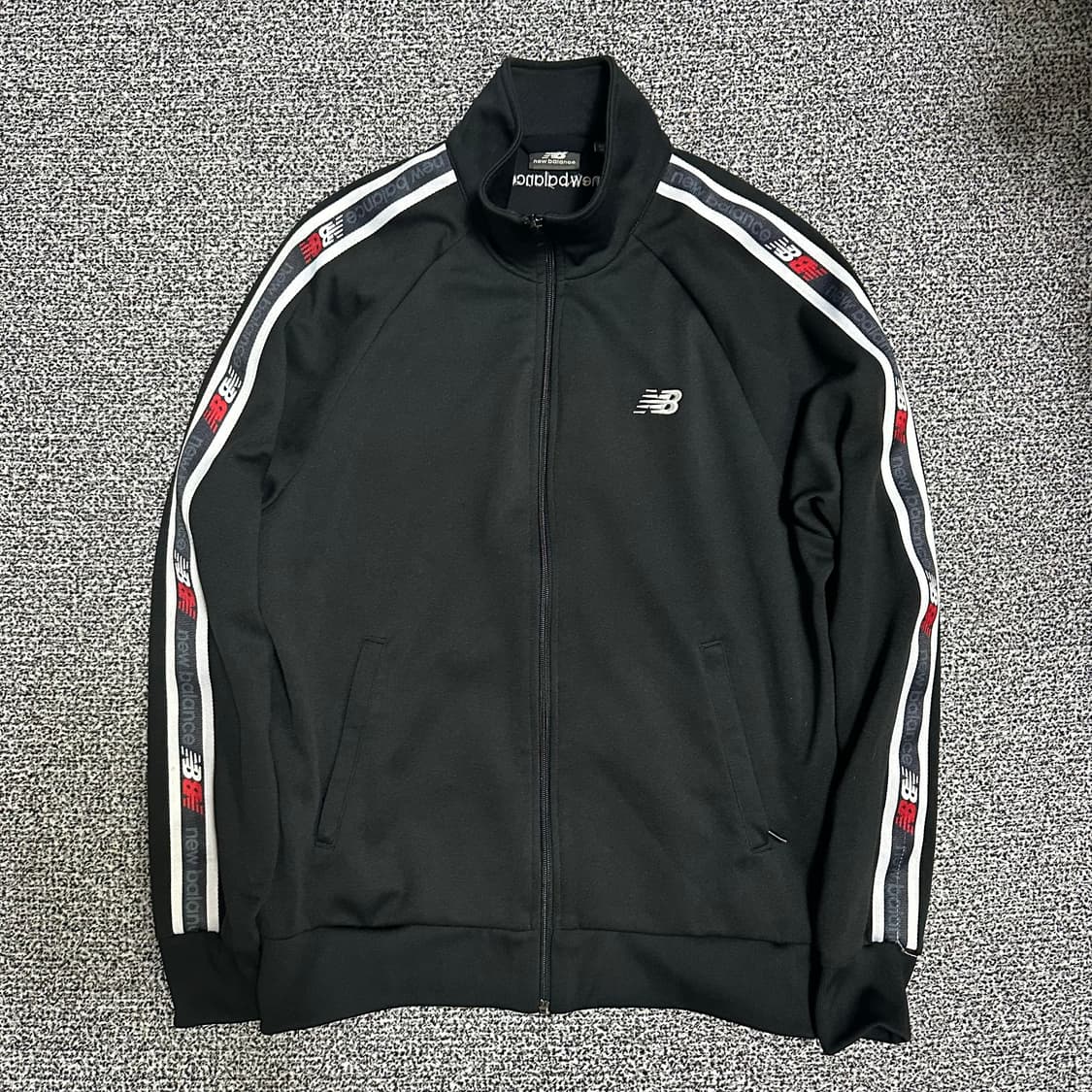 (95) 뉴발란스 블랙 라인 트랙 자켓 져지 상품이미지1