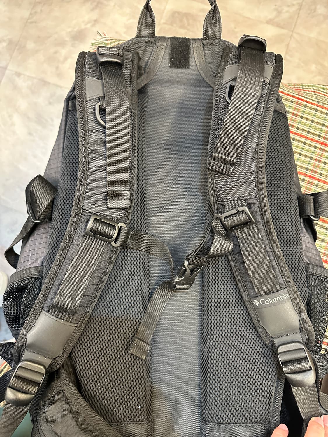 콜롬비아 레드우드 32L 블랙 백팩 등산 가방 상품이미지8