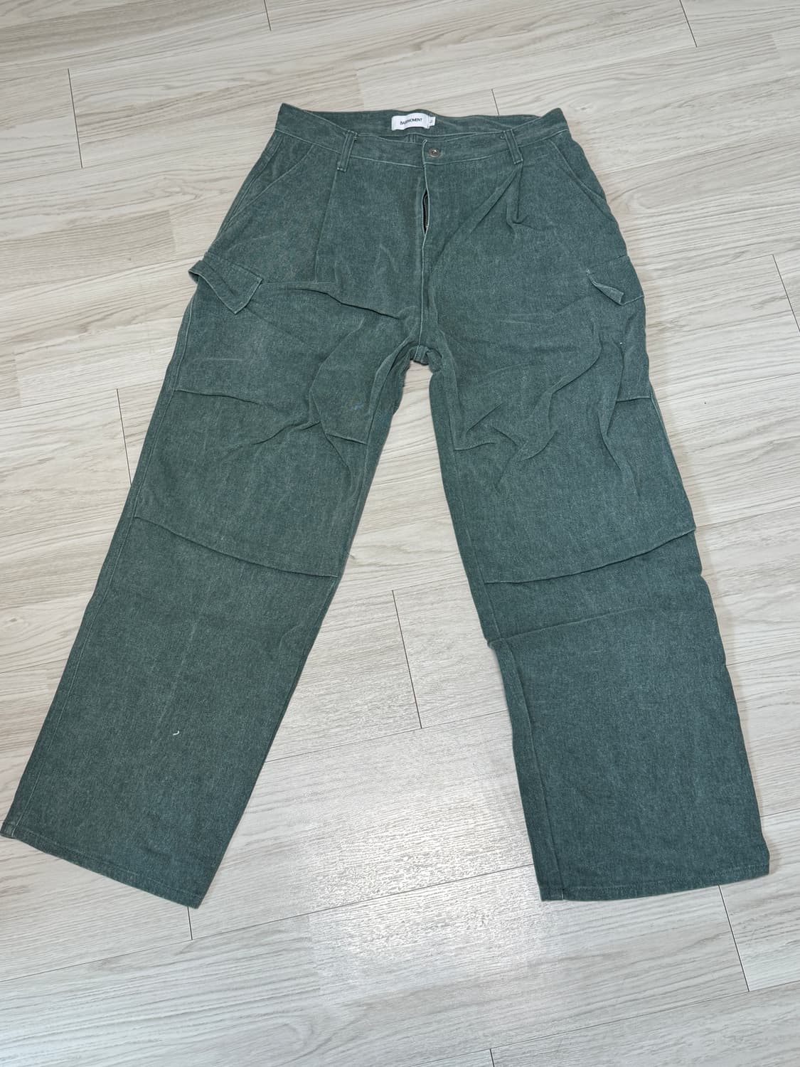 베이스모먼트 피그먼트다잉 파라슈트 팬츠 상품이미지1