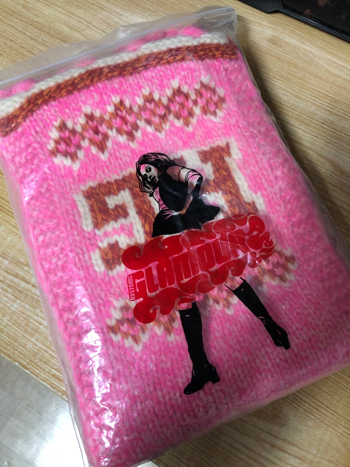 히스테릭글래머 핸드메이드 머플러 상품이미지2