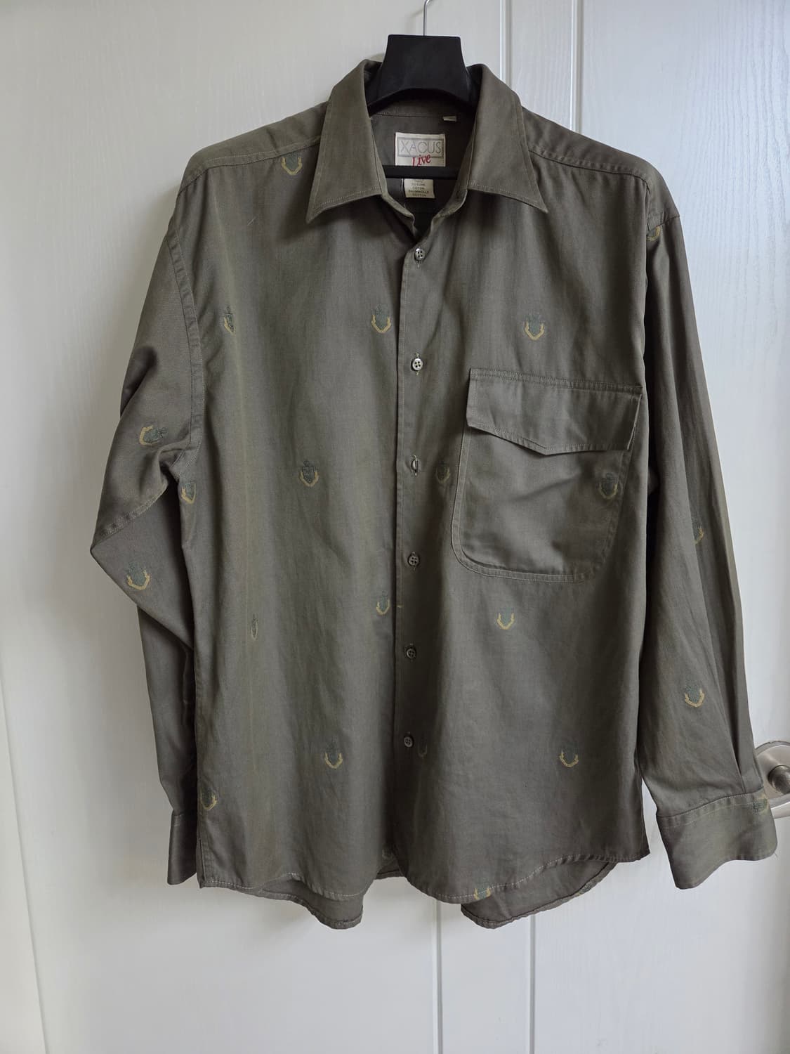 자쿠스  셔츠  자수 카키색 상품이미지1