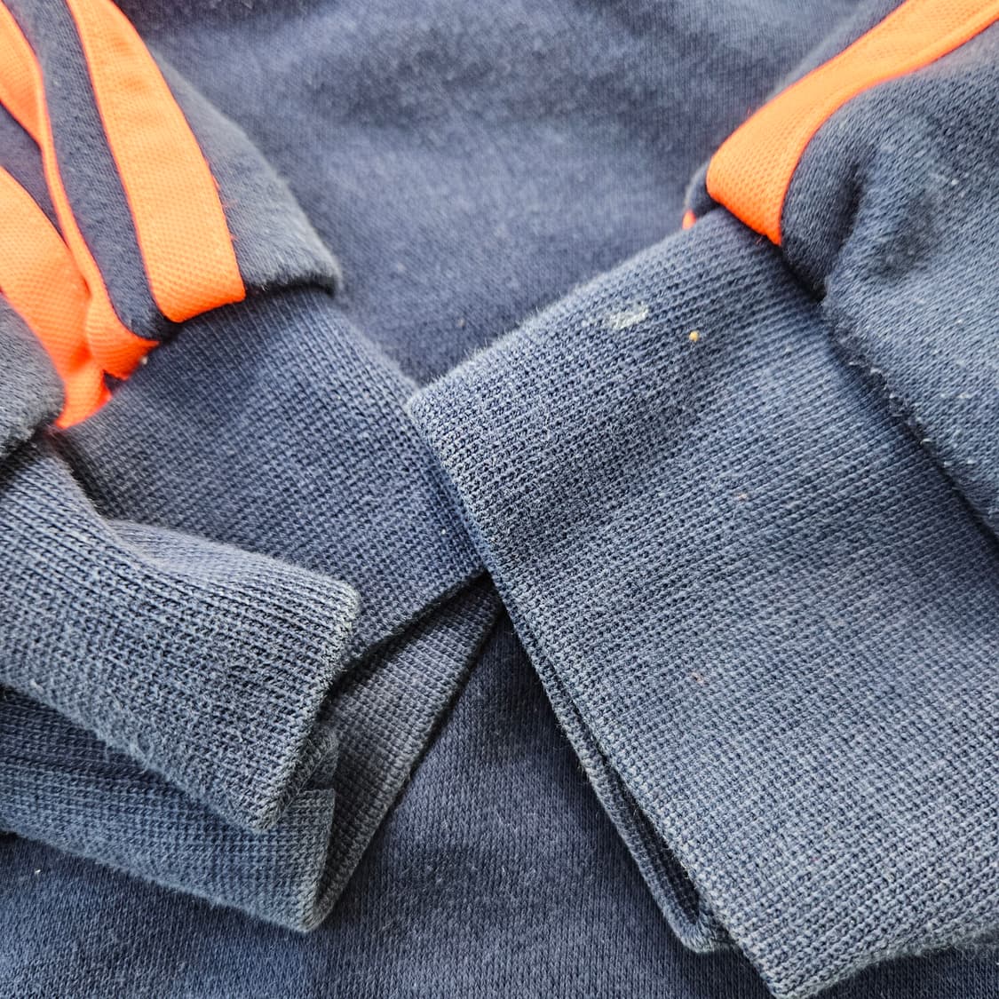 M 아디다스 오리지널스 아웃라인 맨투맨 0409Y 상품이미지6