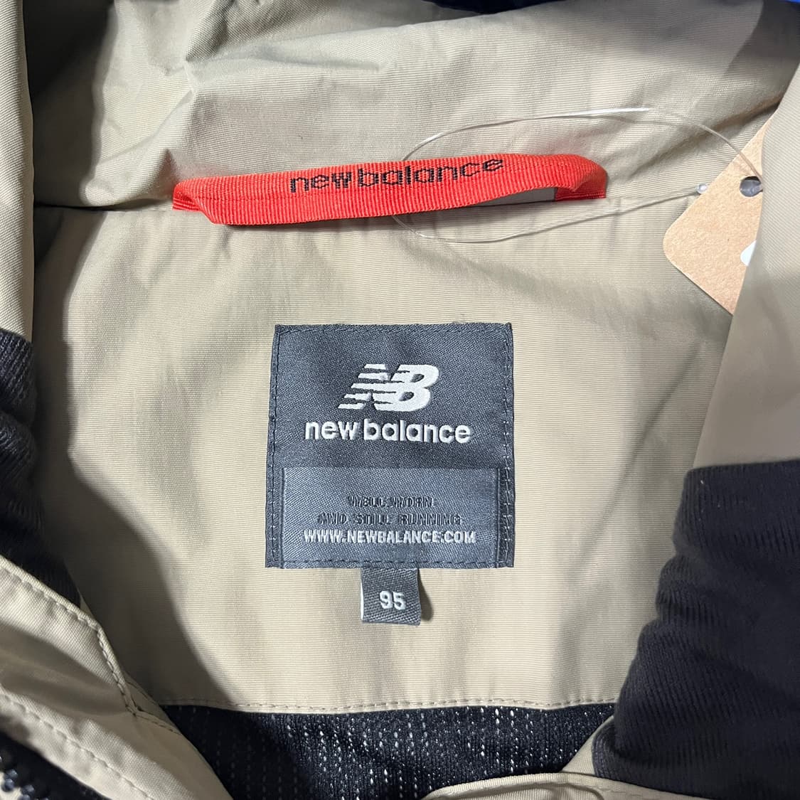 뉴발란스 바람막이 자켓 상품이미지3