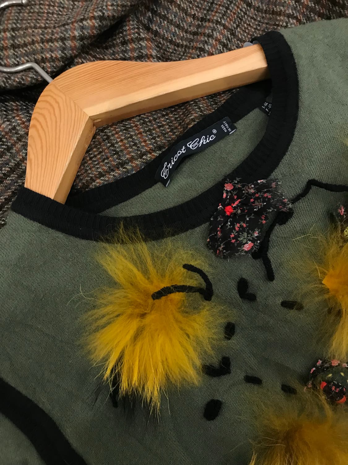 이태리 패치 디테일 니트 상품이미지7