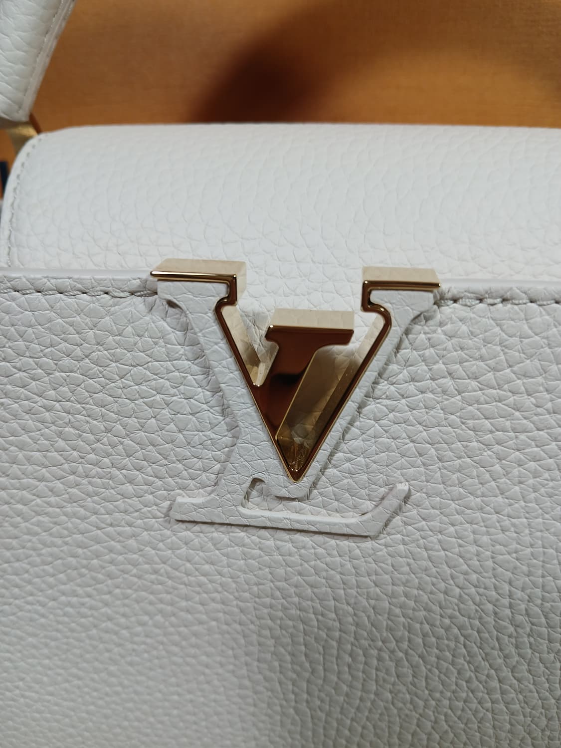 루이비통 카퓌신BB 토트백 쿼르츠 M25087 상품이미지3