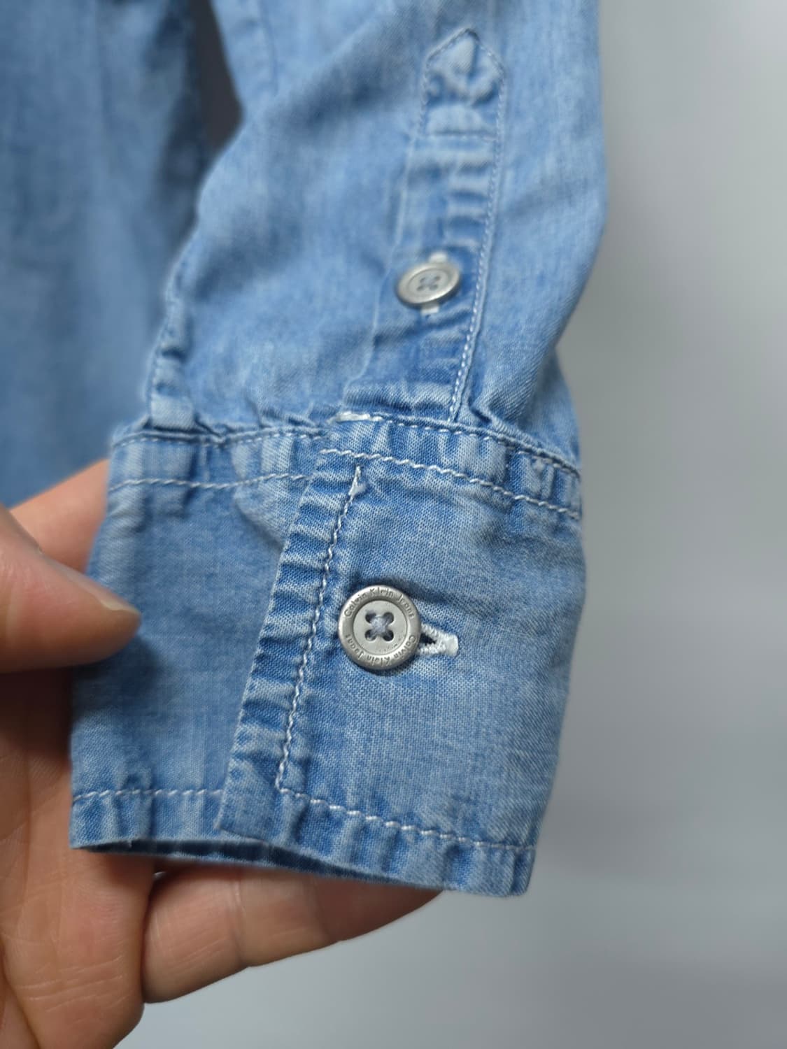 캘빈클라인 진 여성용 샴브레이 연청 셔츠(55~55반) 상품이미지9