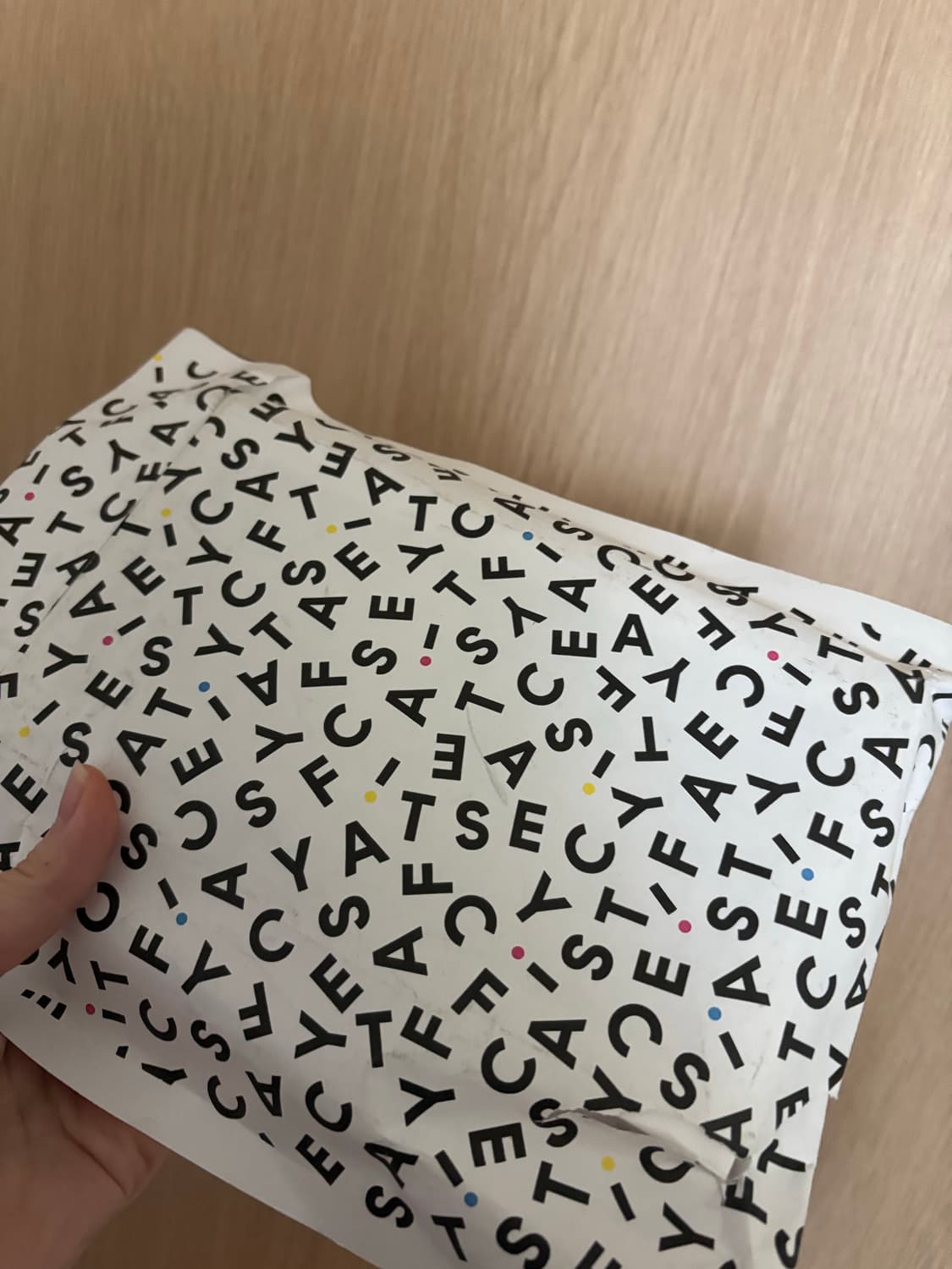 (미개봉) 케이스티파이 아이폰 16 몰티즈 슈팅스타 케이스 상품이미지2