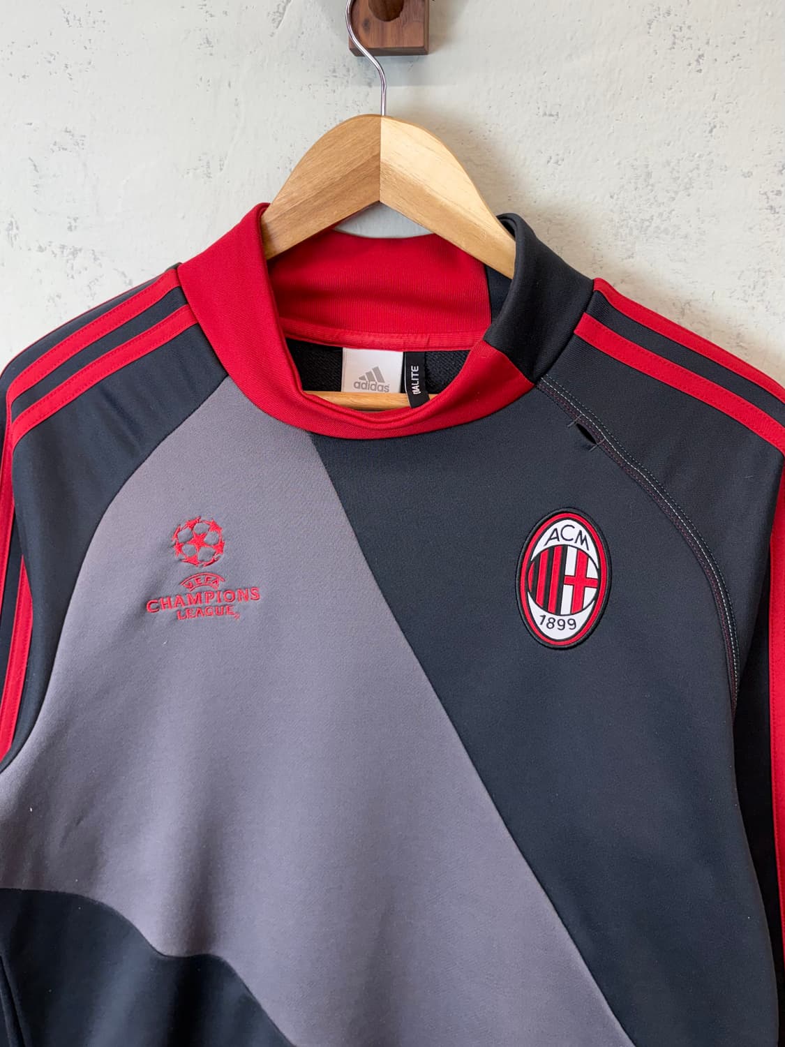 아디다스 AC밀란 챔피언스리그 트레이닝 탑 져지 상품이미지3