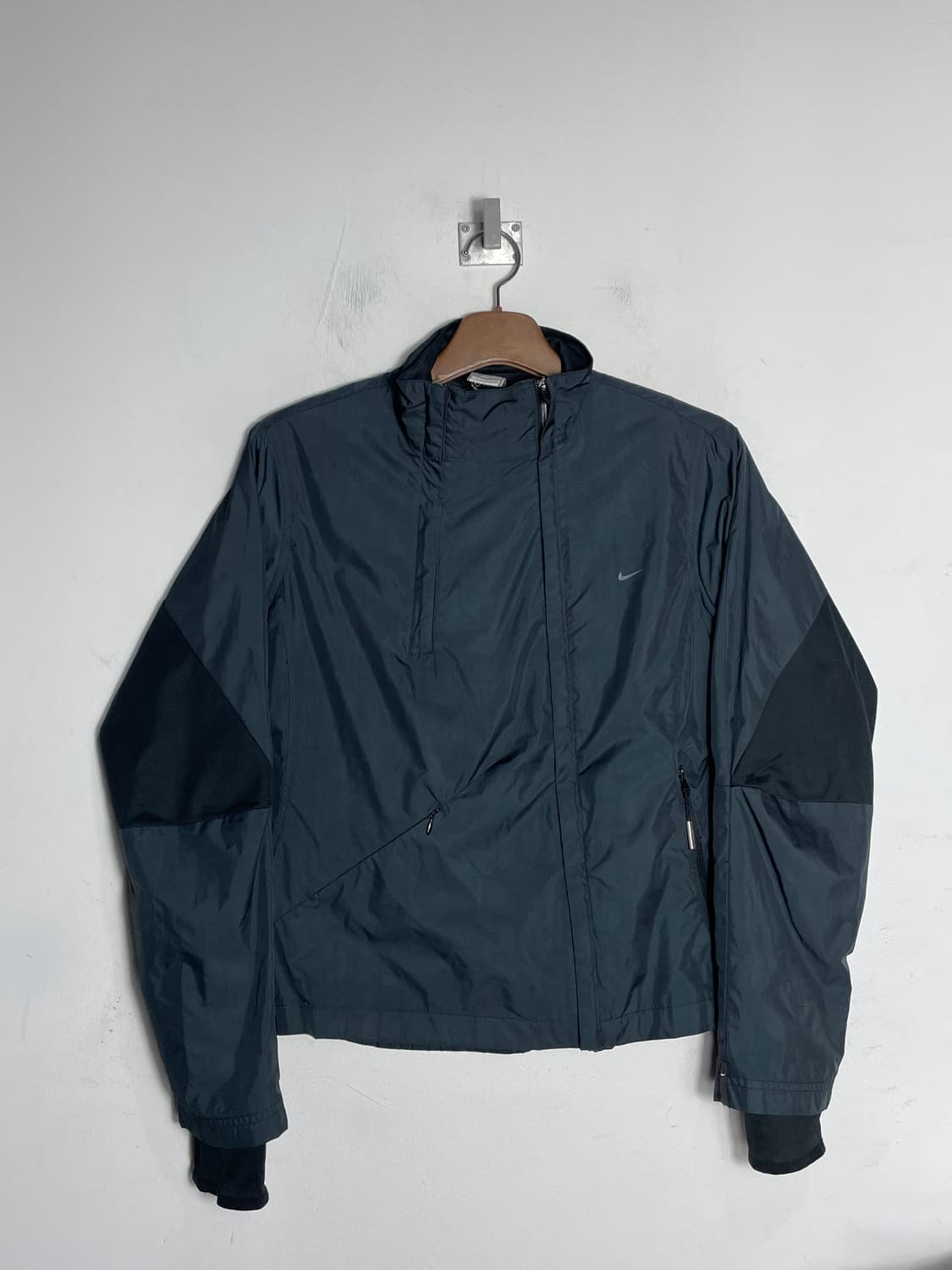 나이키 바람막이 블랙 자켓 상품이미지1