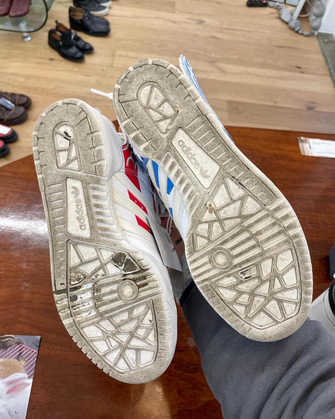 [225] 제레미스캇 아디다스 윙 성조기 스니커즈 상품이미지7