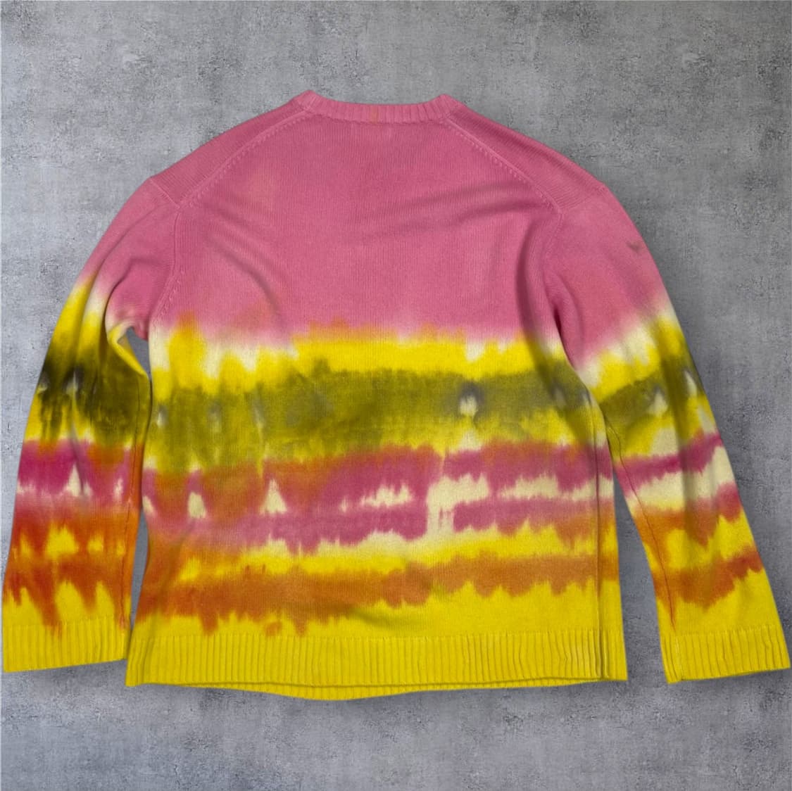 주느세콰 JE NE SAIS QUOI 타이다이 캐시미어 라운드넥 니트 상품이미지5