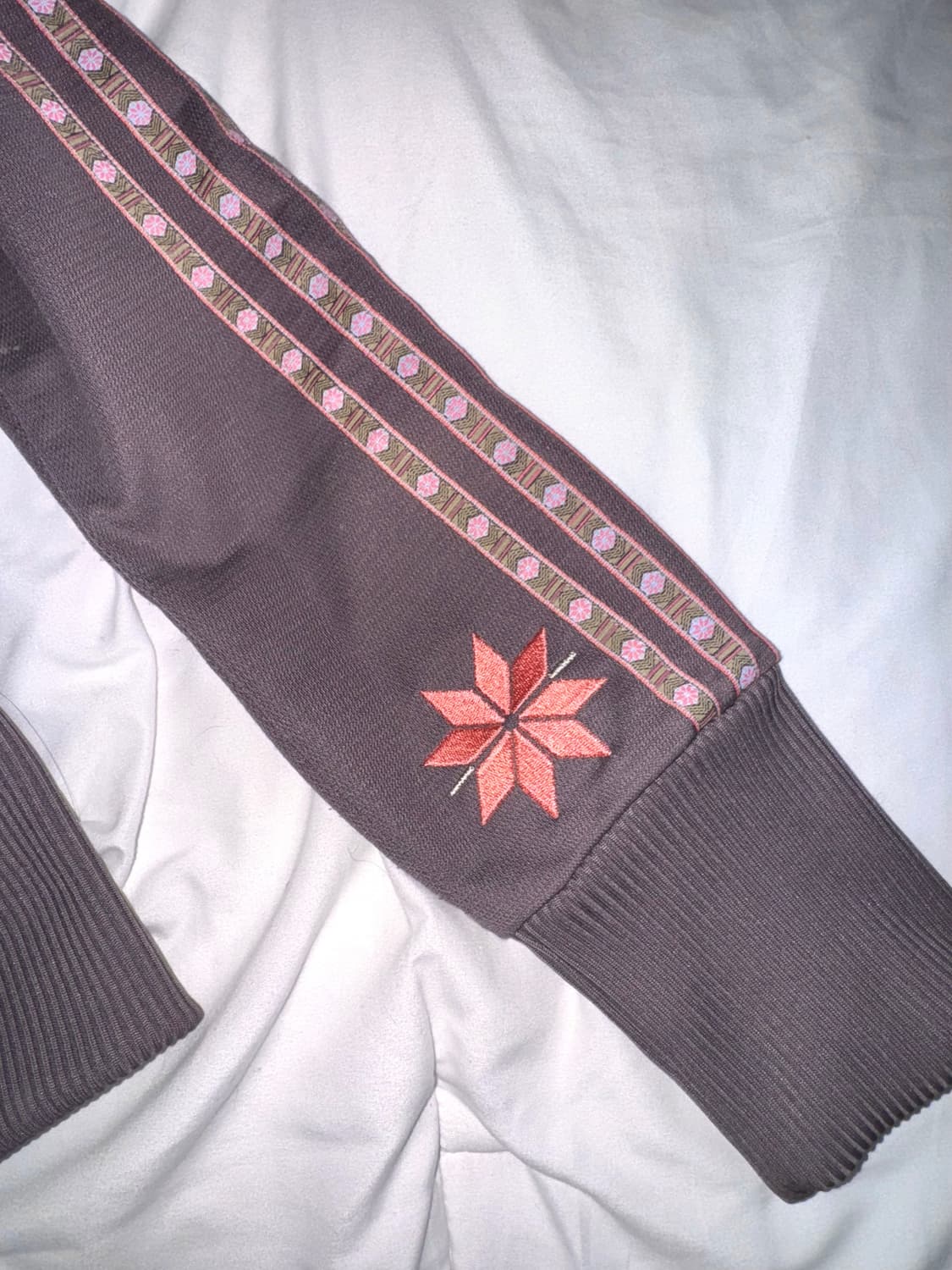 아디다스 극희귀 후드집업 딱붙핏 레어 상품이미지2