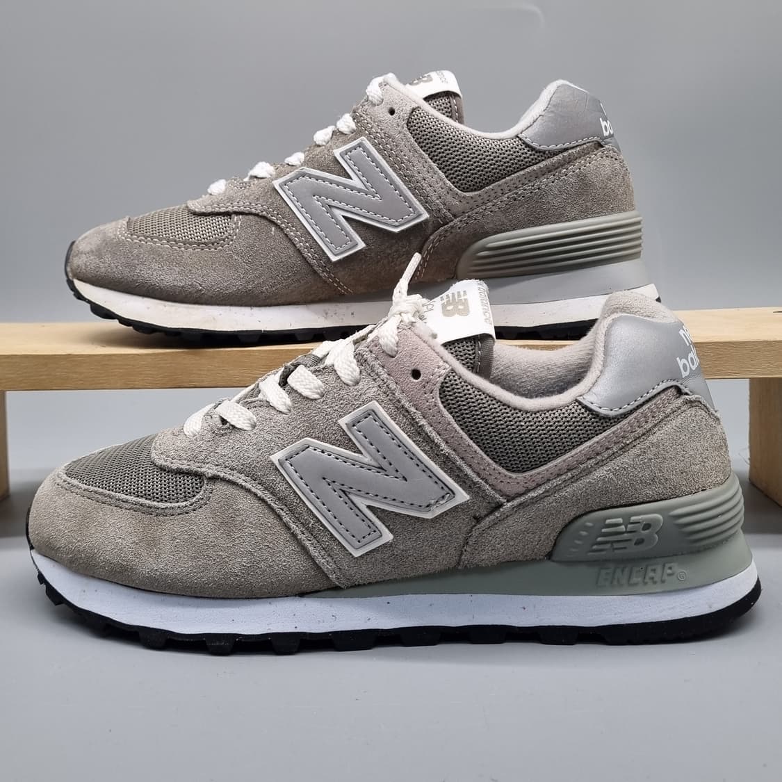 뉴발란스 574 그레이 여성운동화230 상품이미지1