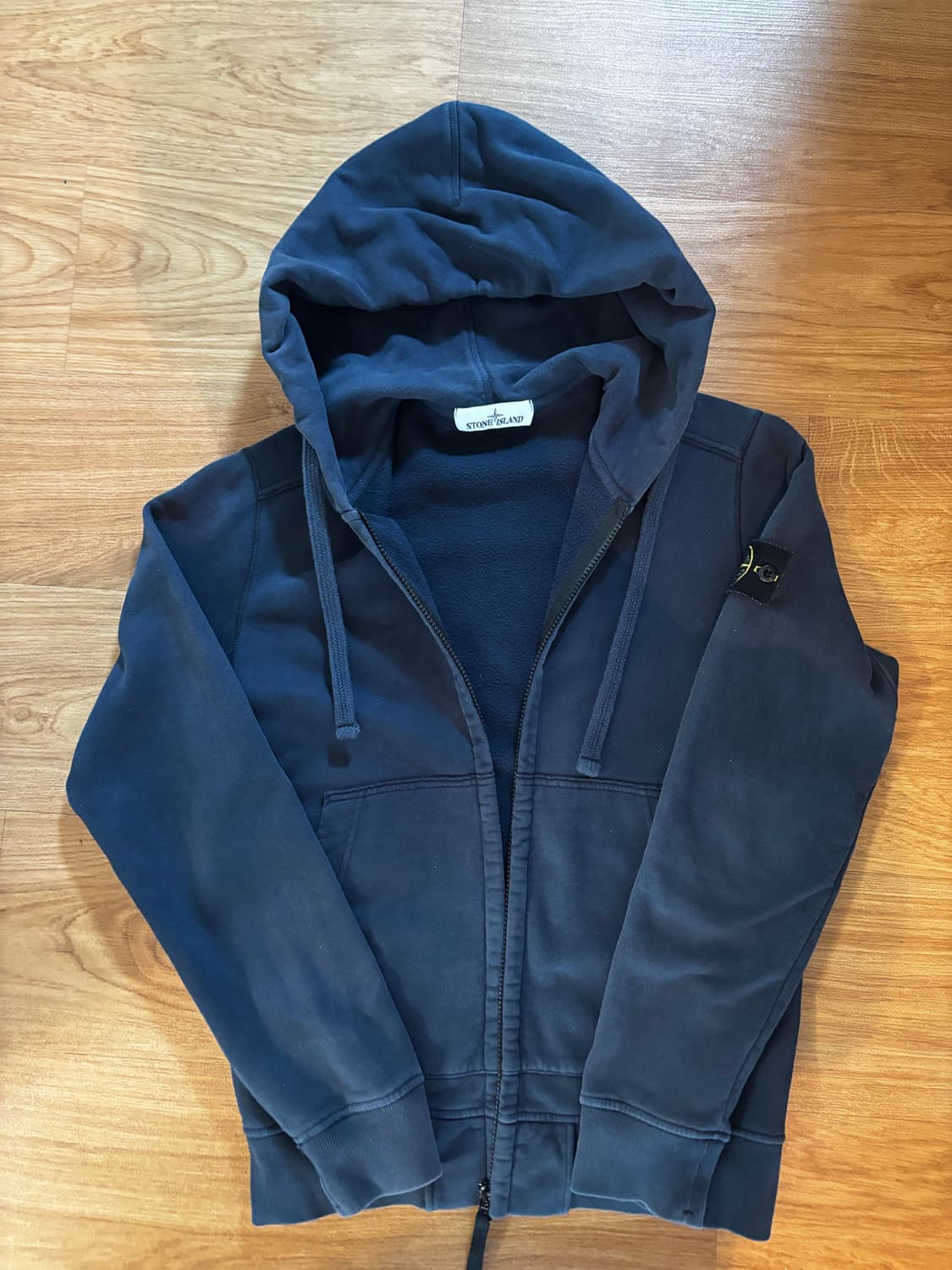 스톤아일랜드 후드집업 S 상품이미지1