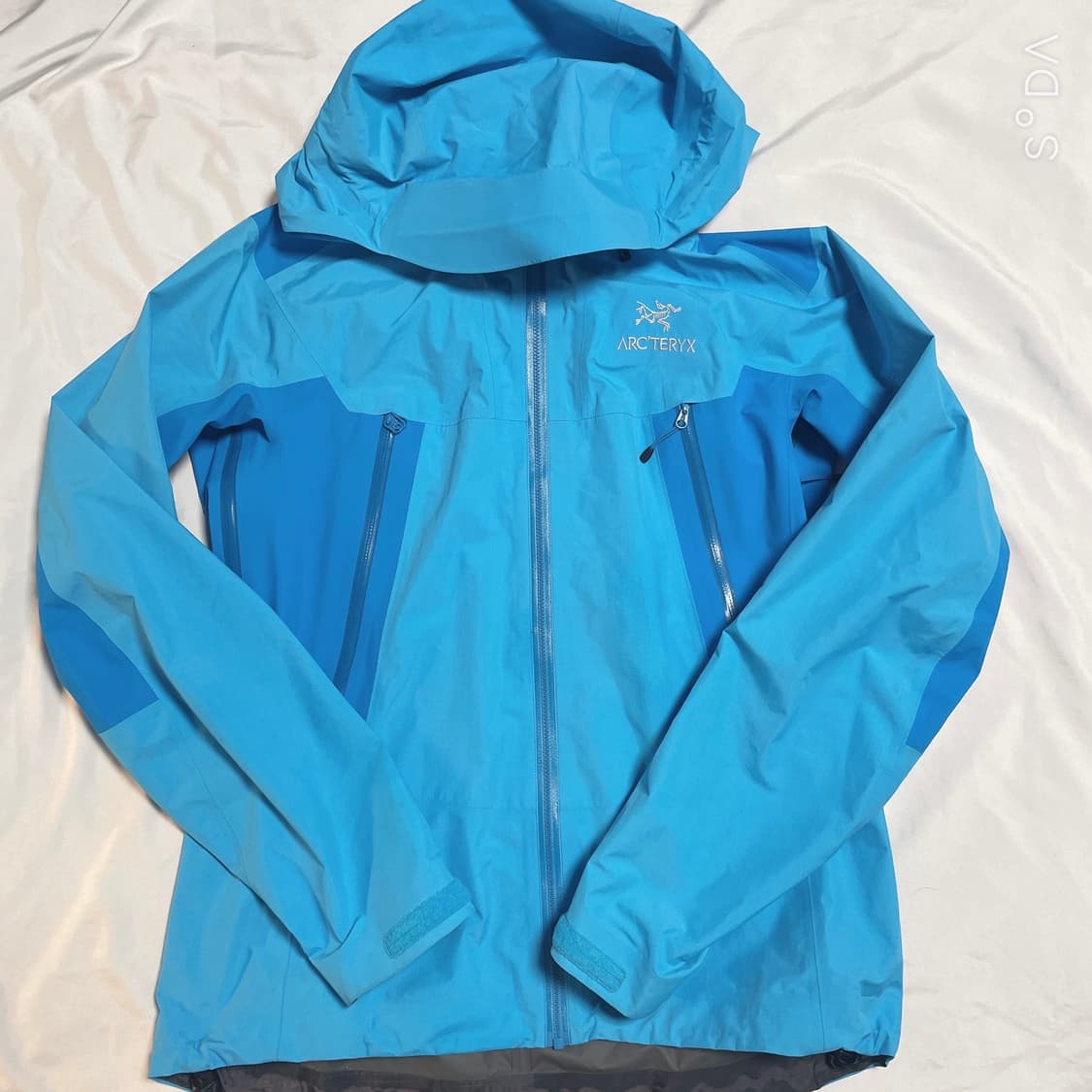 아크테릭스 베타 고어텍스 자켓 상품이미지1