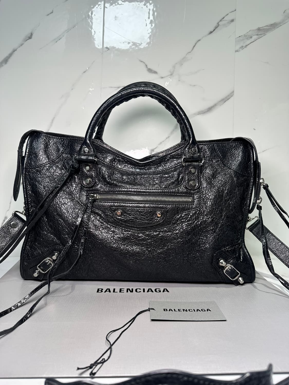 [SA 정품] 발렌시아가 시티 모터백 미디움 블랙 상품이미지8