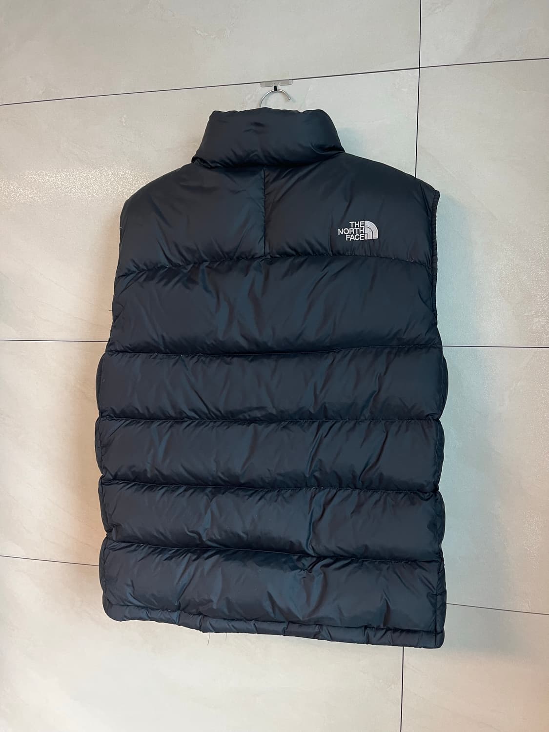 노스페이스 눕시 700 패딩 조끼 블랙 [L]  상품이미지4