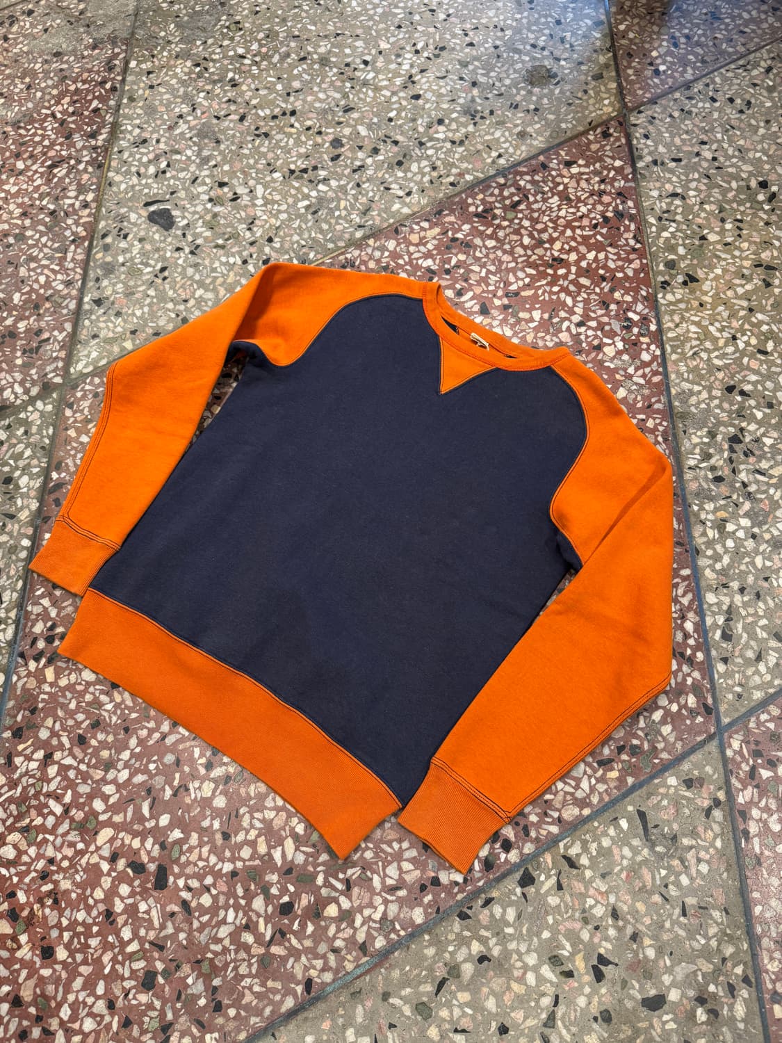 플랫헤드 투톤 스웻 (M) 상품이미지2